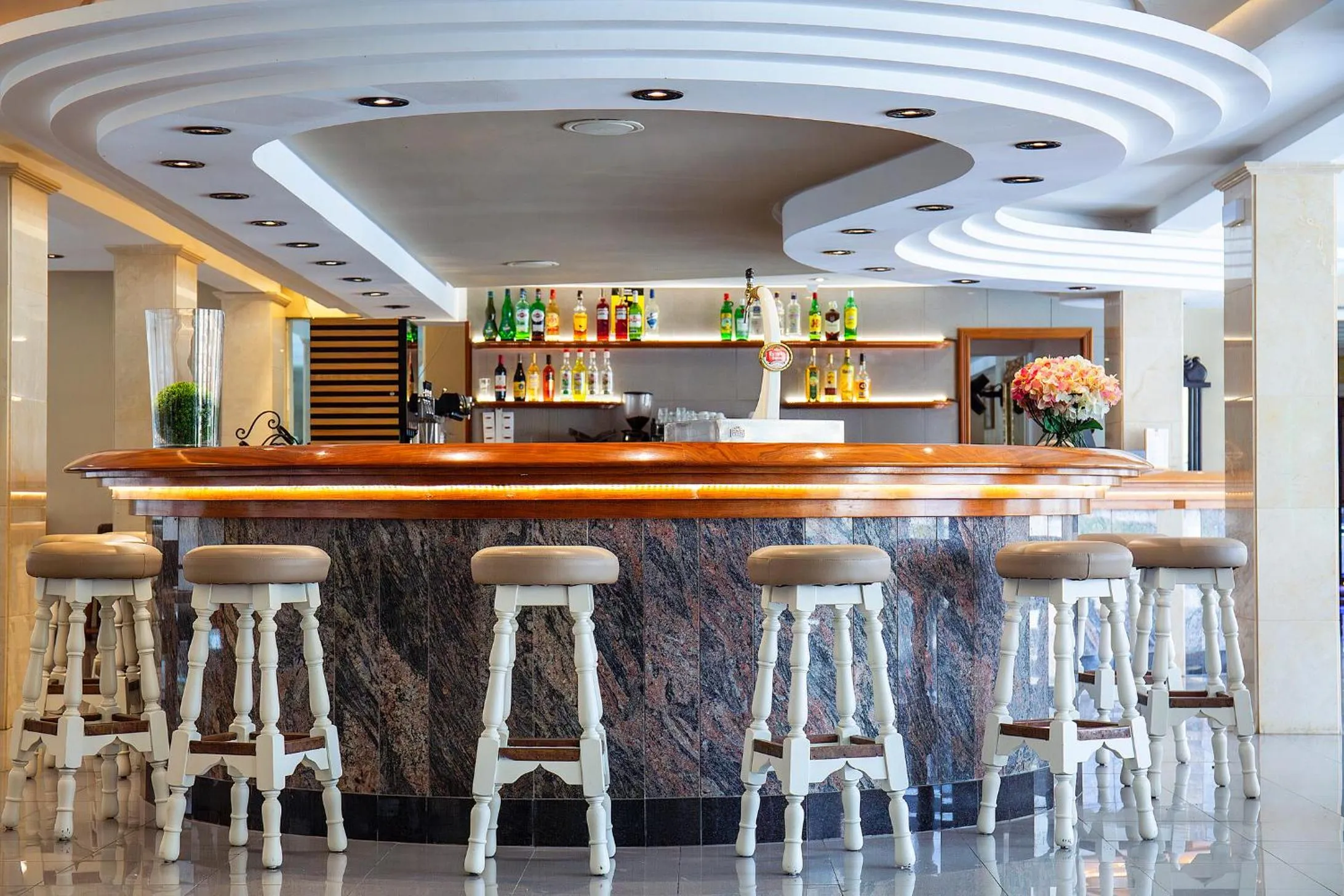 Lounge or bar in BJ Playamar Hotel & Apartamentos