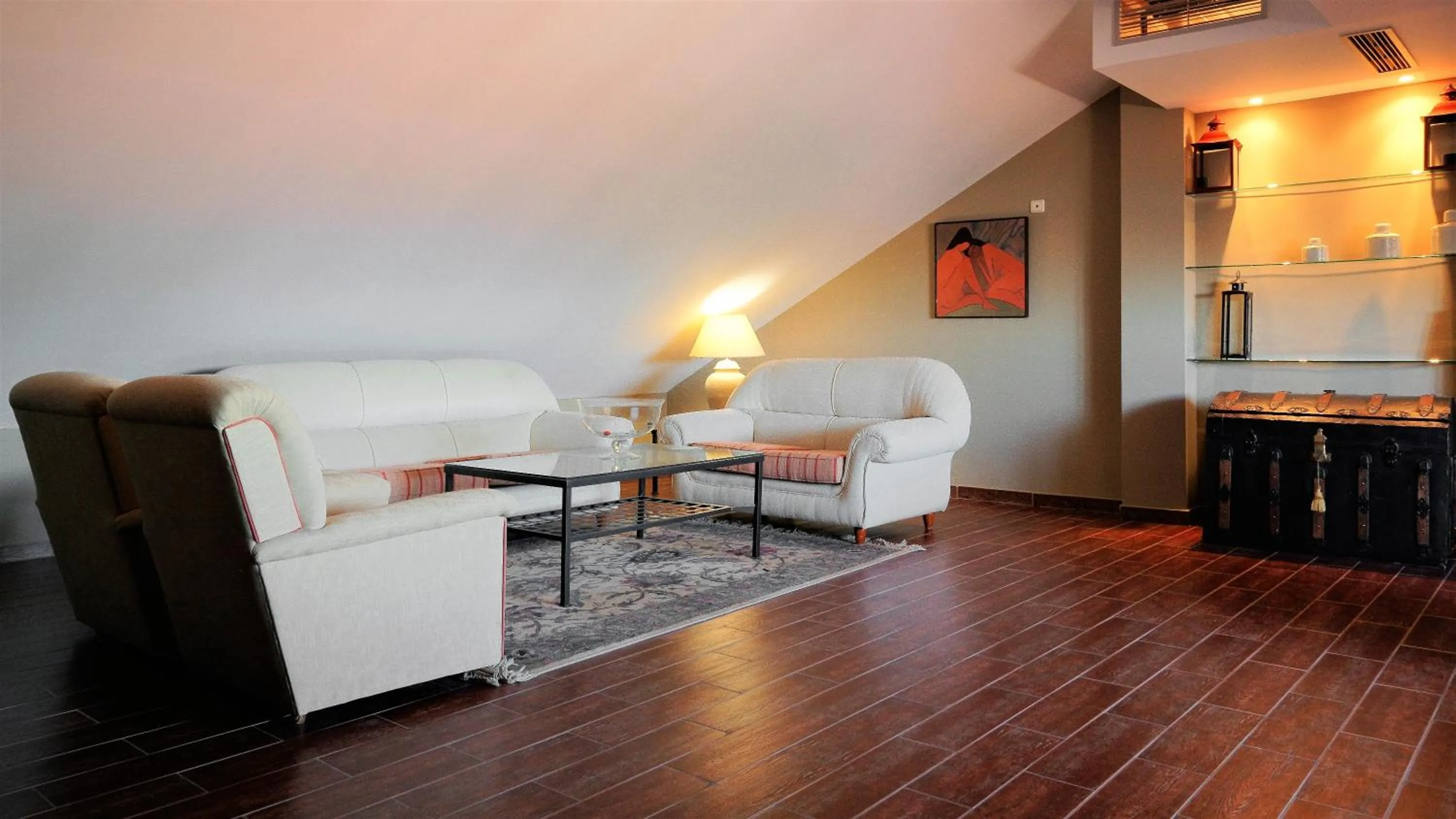 Communal lounge/ TV room in Hotel Vivar