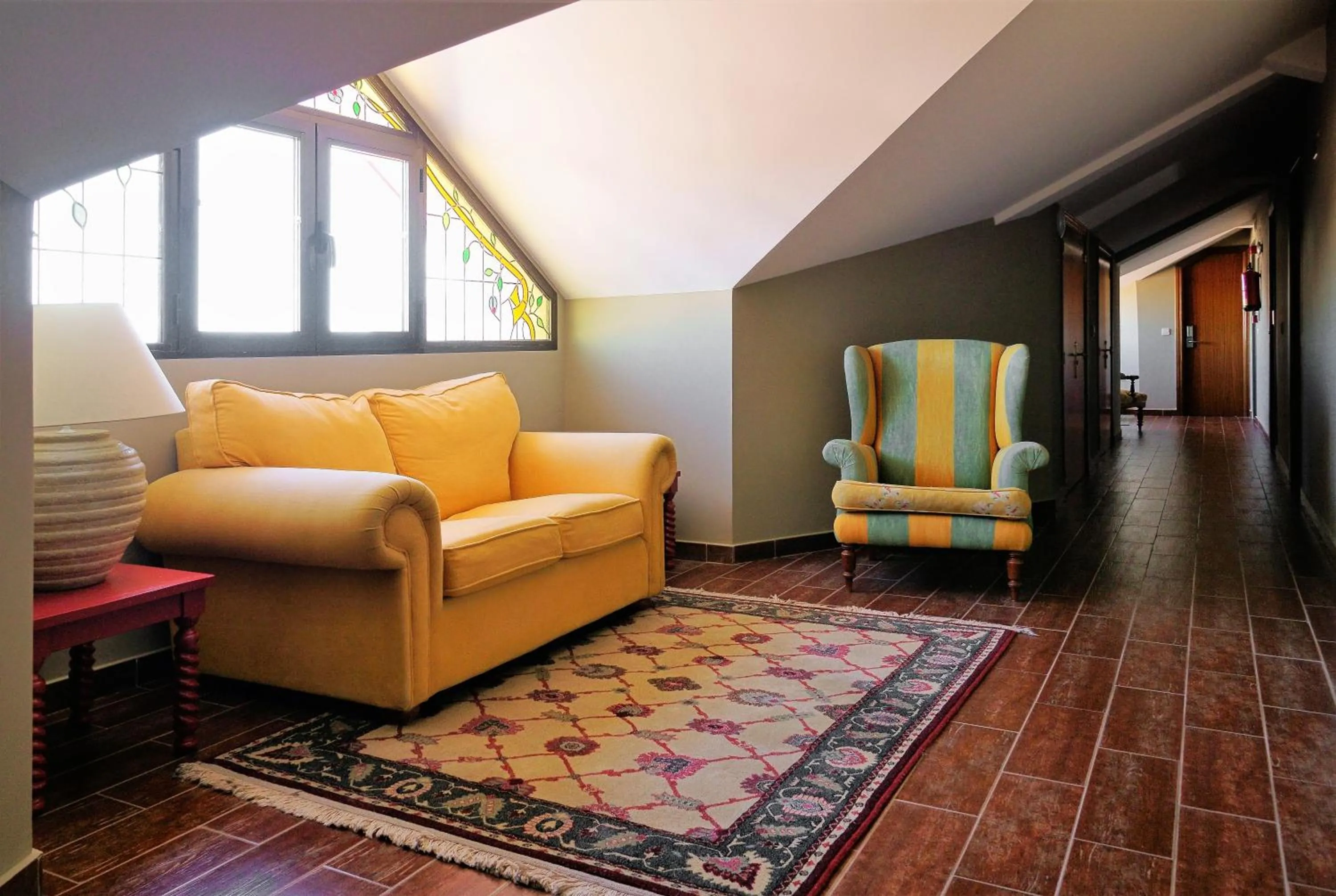 Communal lounge/ TV room in Hotel Vivar