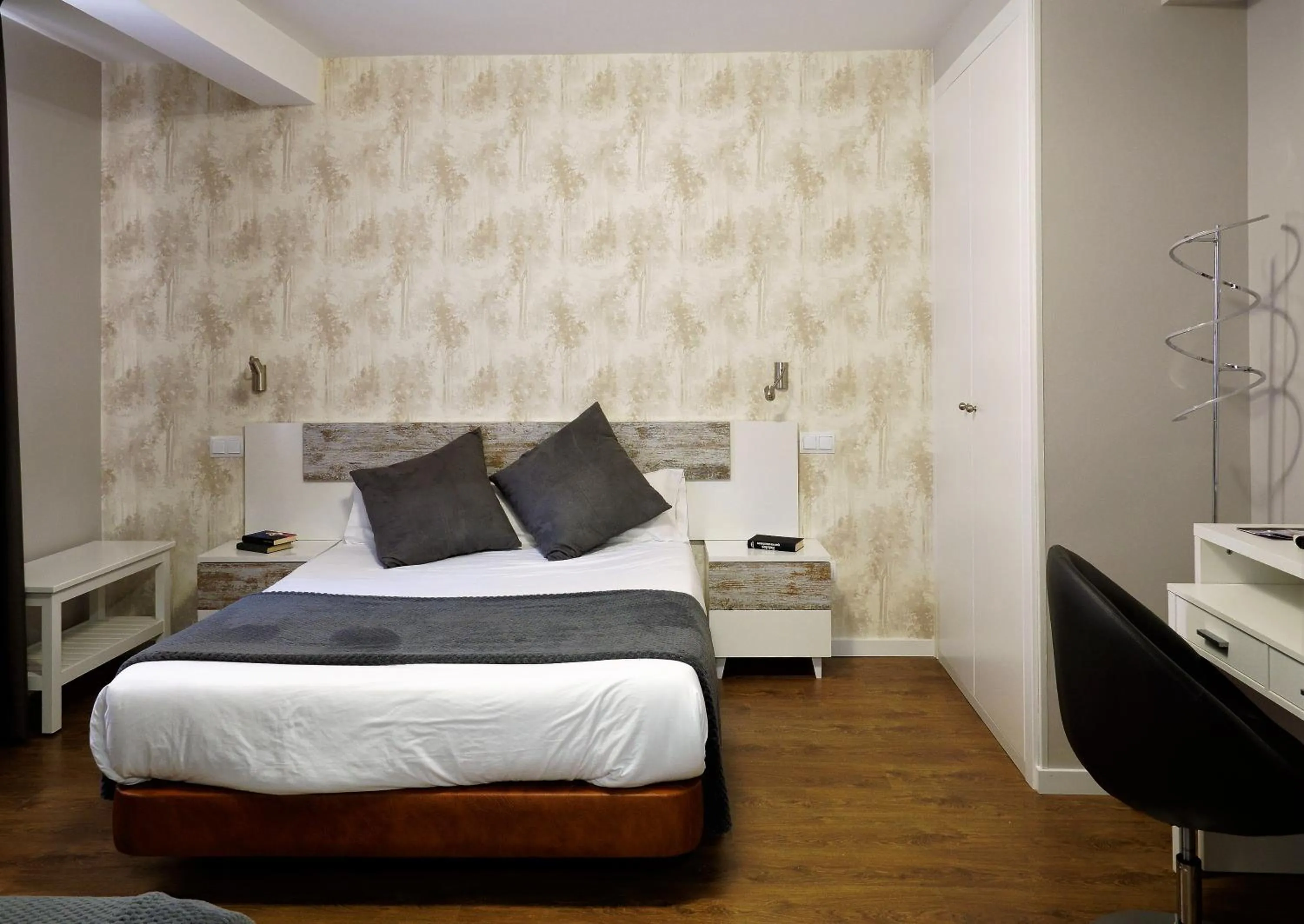 Photo of the whole room, Bed in Hotel Vivar