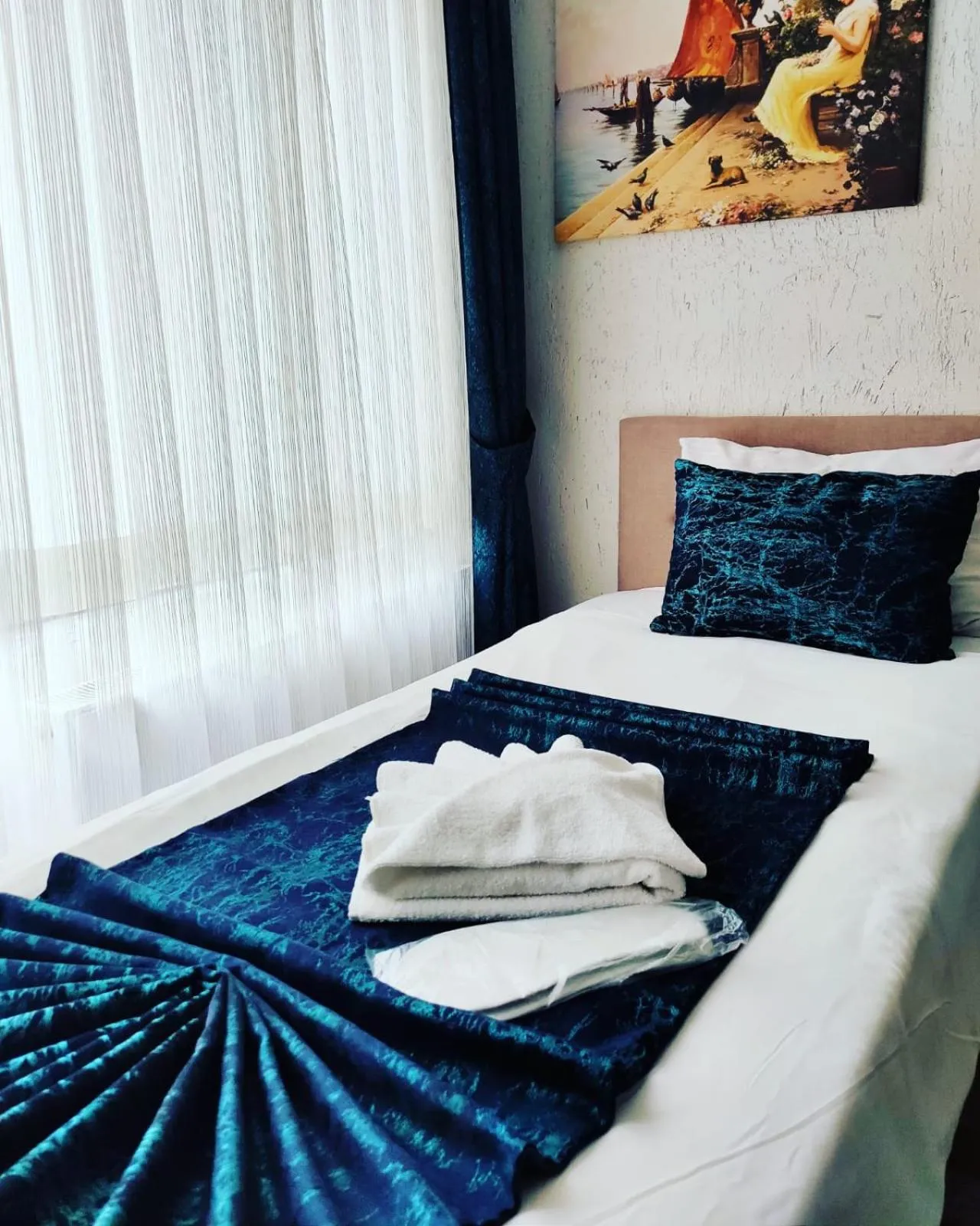 Bed in Hotel Estambul