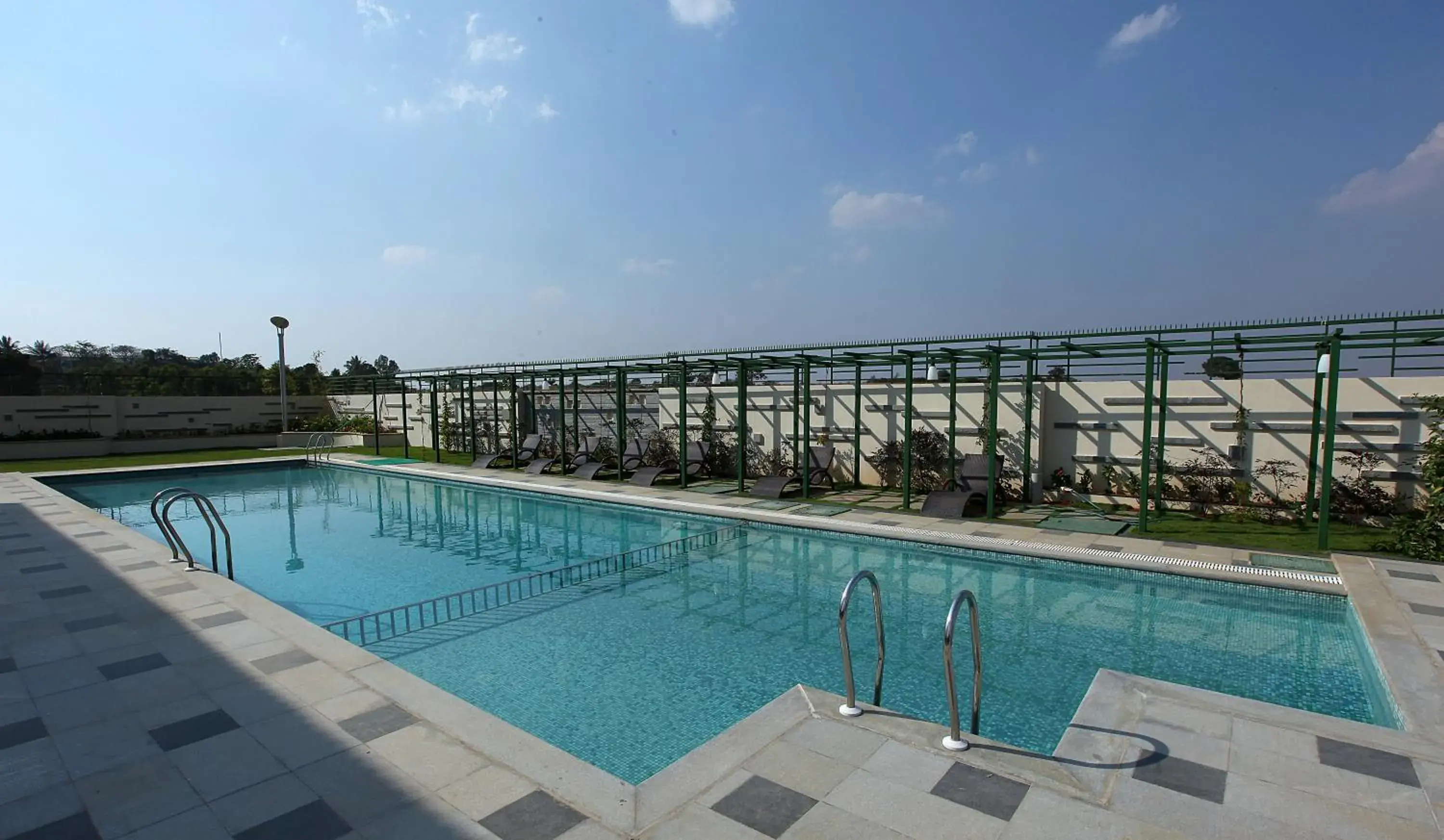 Swimming pool in La Classic- Attibele, Hosur Swimming pool in La Classic- Attibele, Hosur
