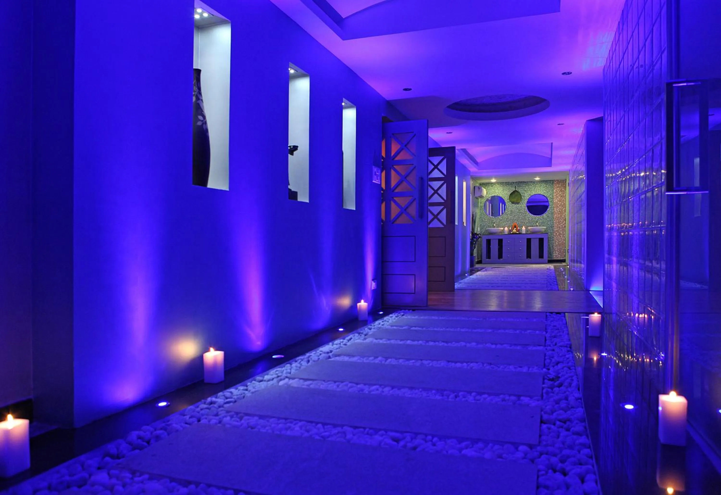 Spa and wellness centre/facilities, Bed in La Classic- Attibele, Hosur