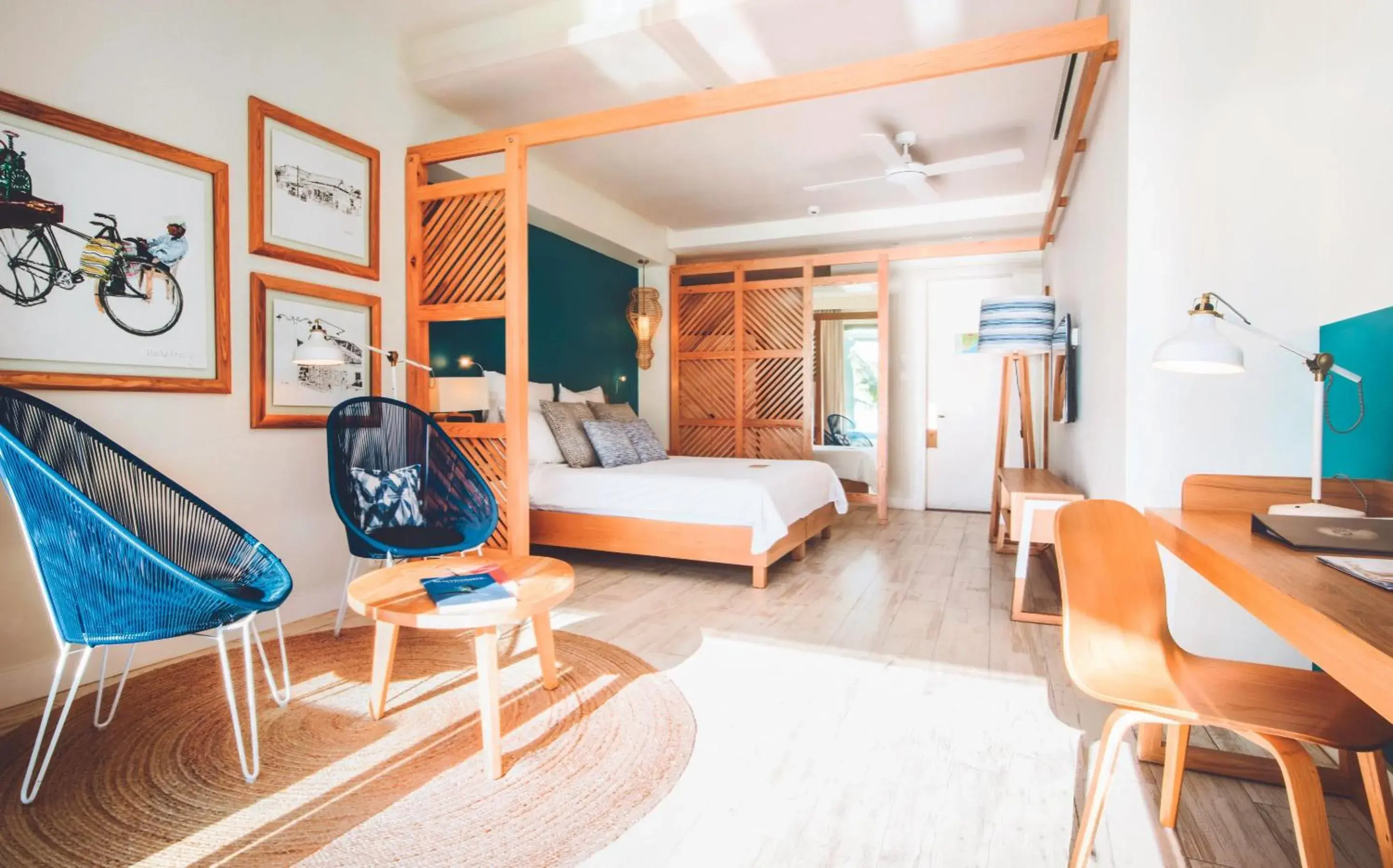 Bedroom, Bed in Victoria Beachcomber Resort & Spa Bedroom, Bed in Victoria Beachcomber Resort & Spa