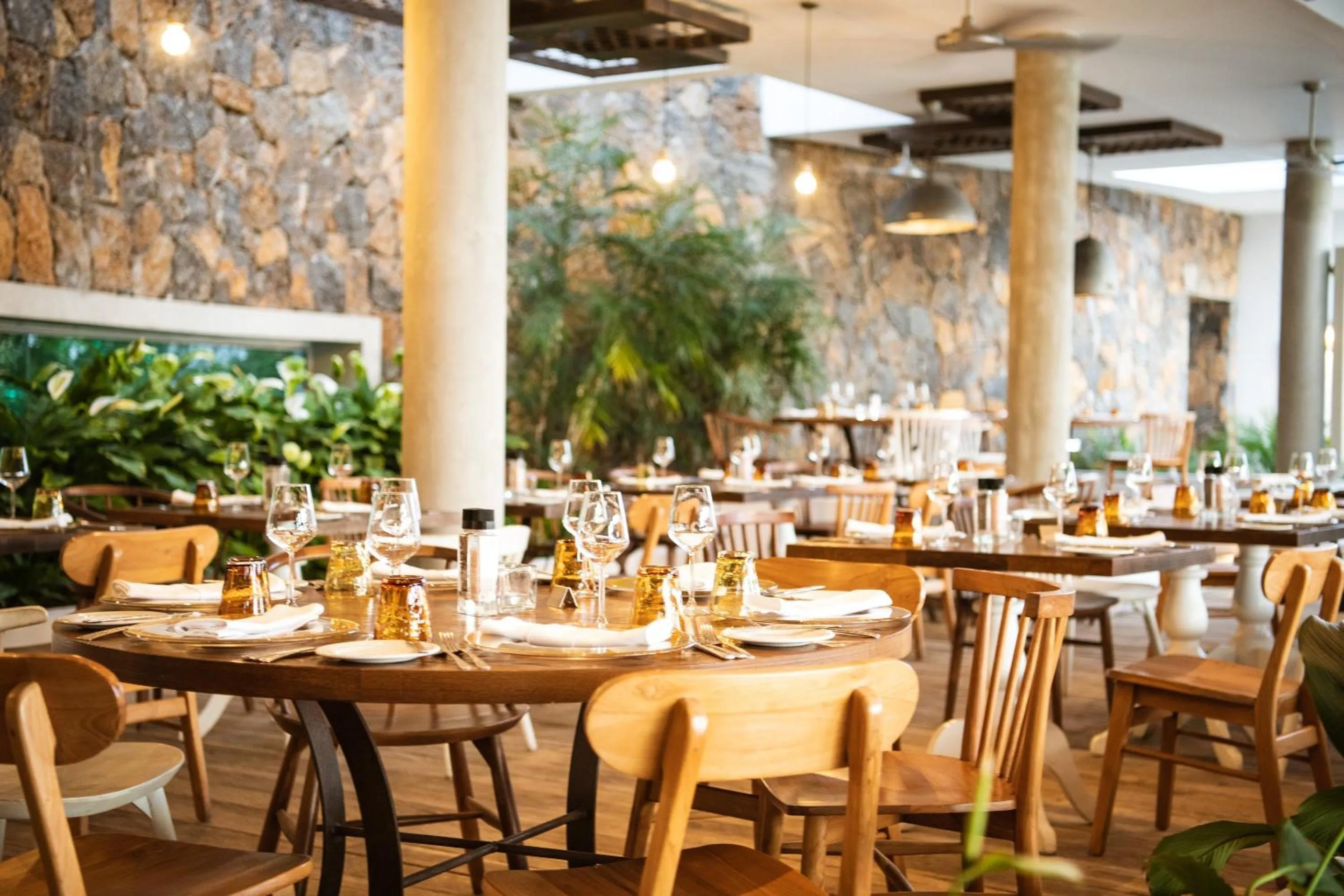 Restaurant/places to eat in Victoria Beachcomber Resort & Spa