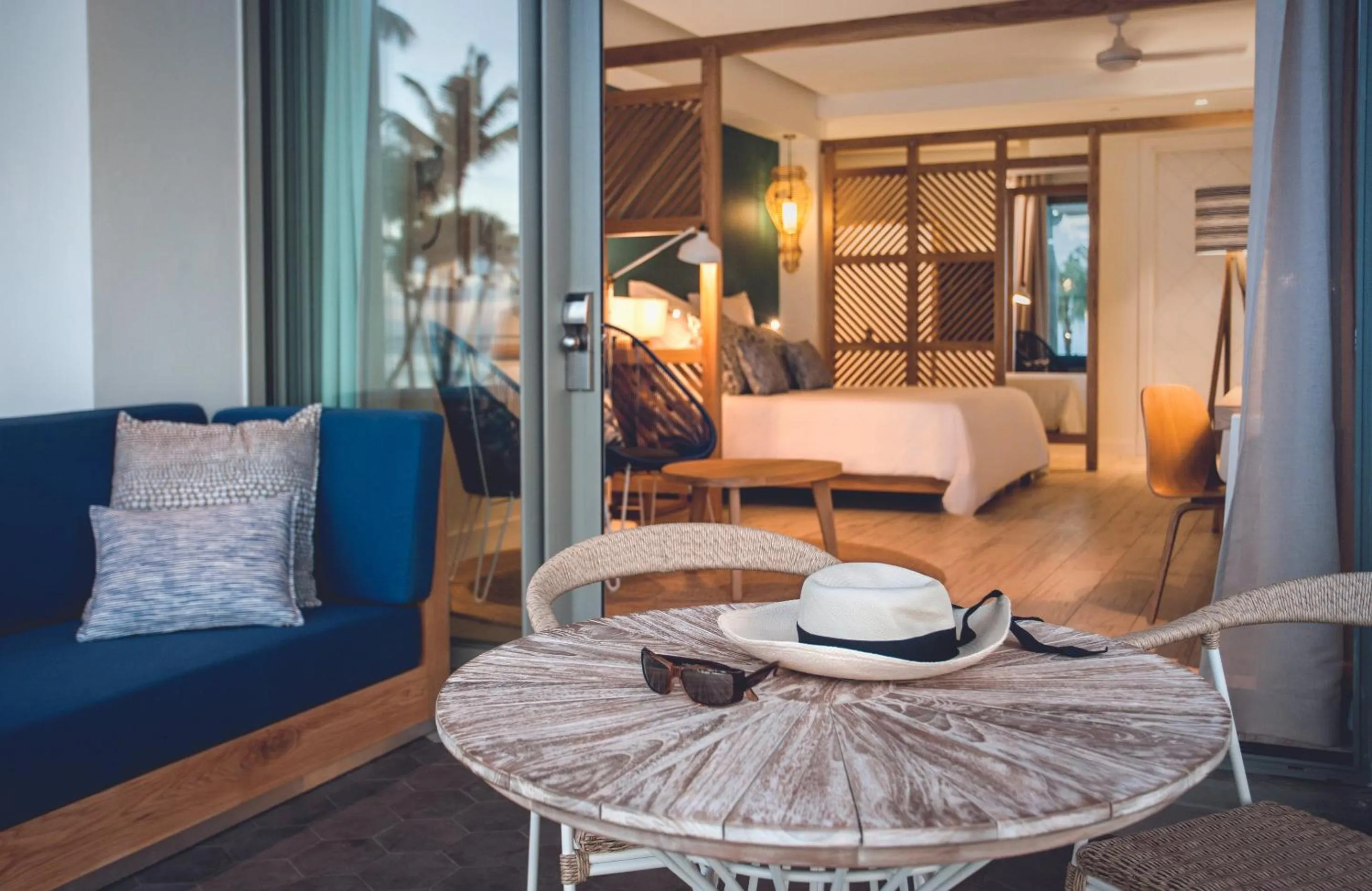 Bed in Victoria Beachcomber Resort & Spa