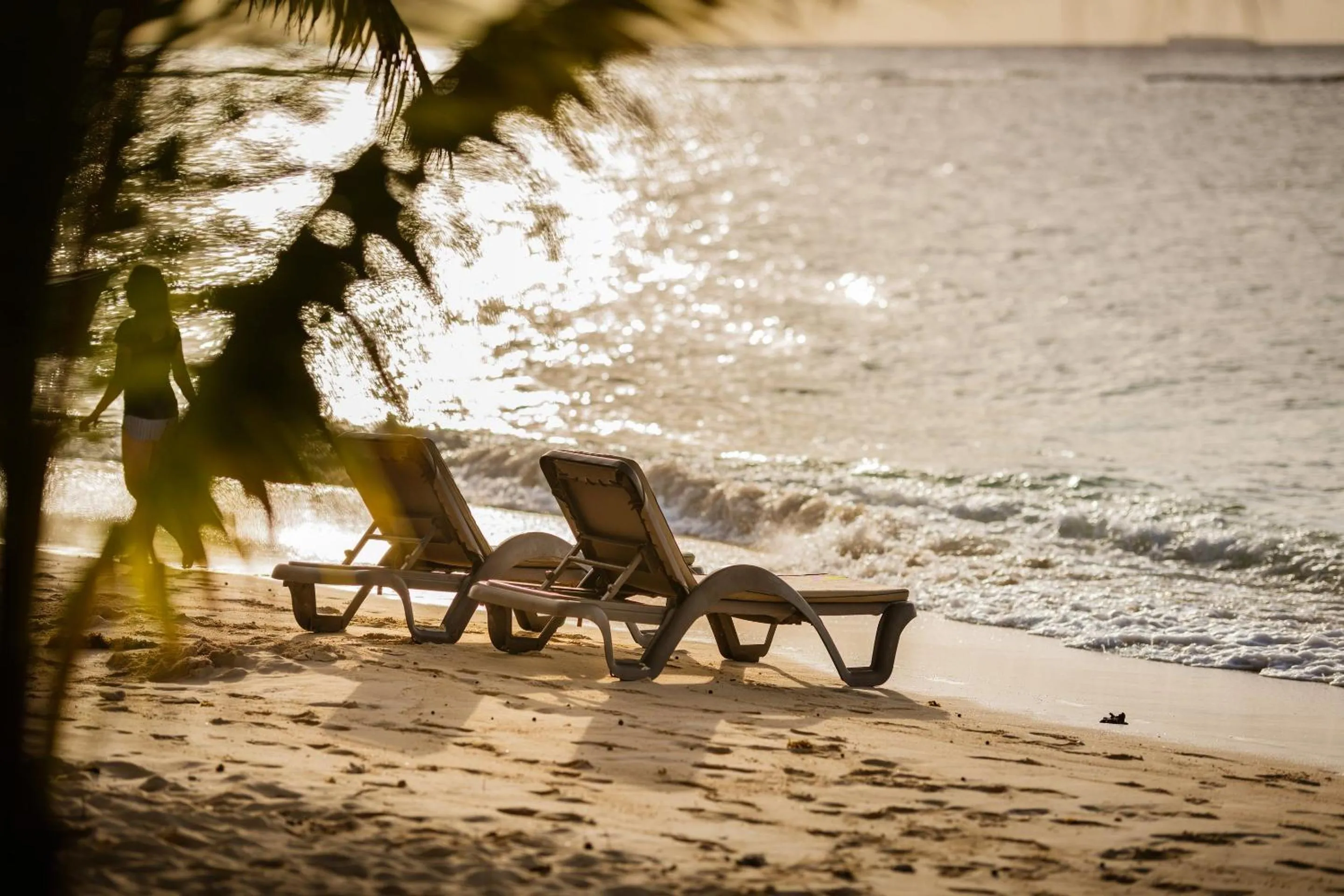 Beach in Victoria Beachcomber Resort & Spa