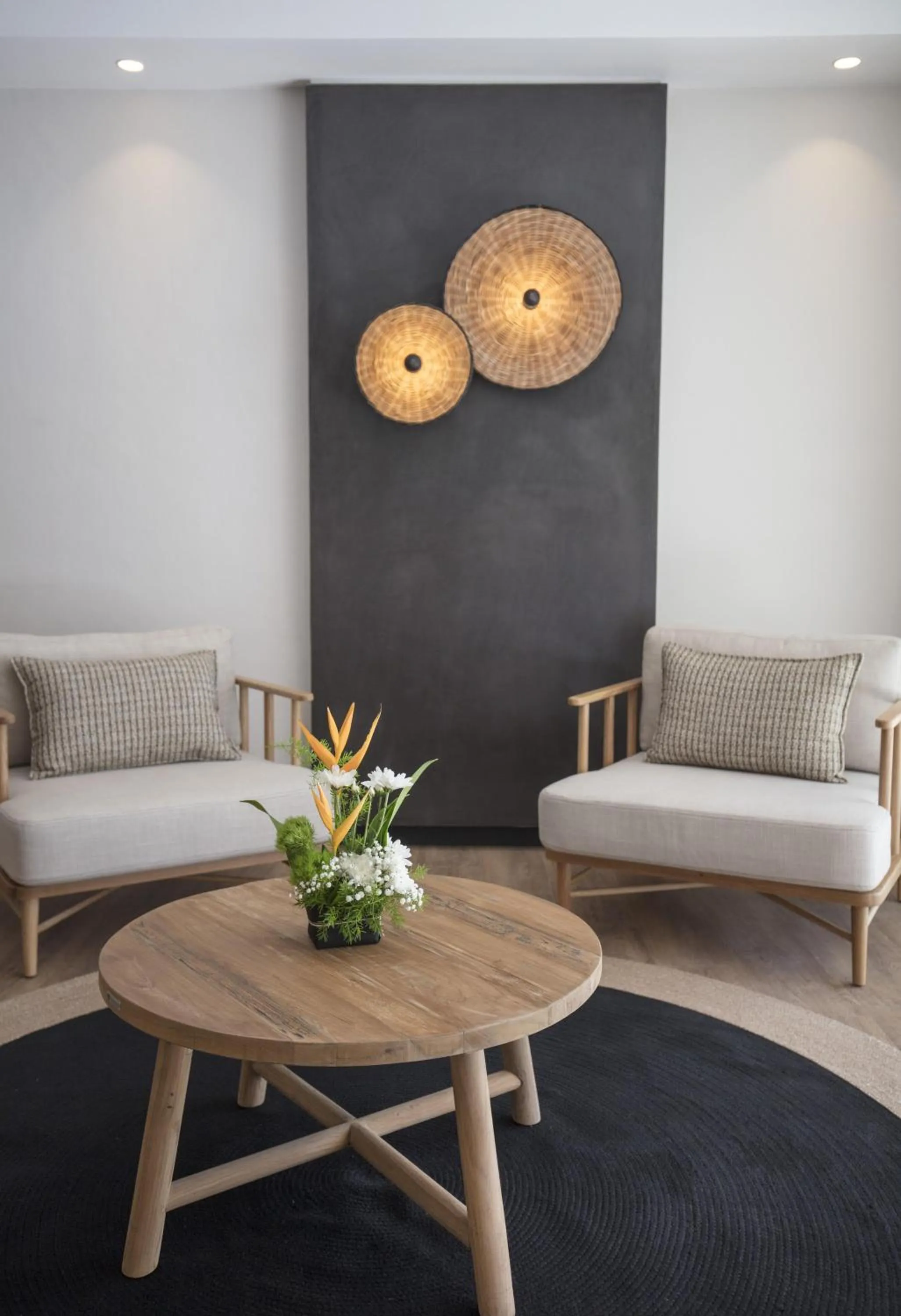 Seating area in Victoria Beachcomber Resort & Spa