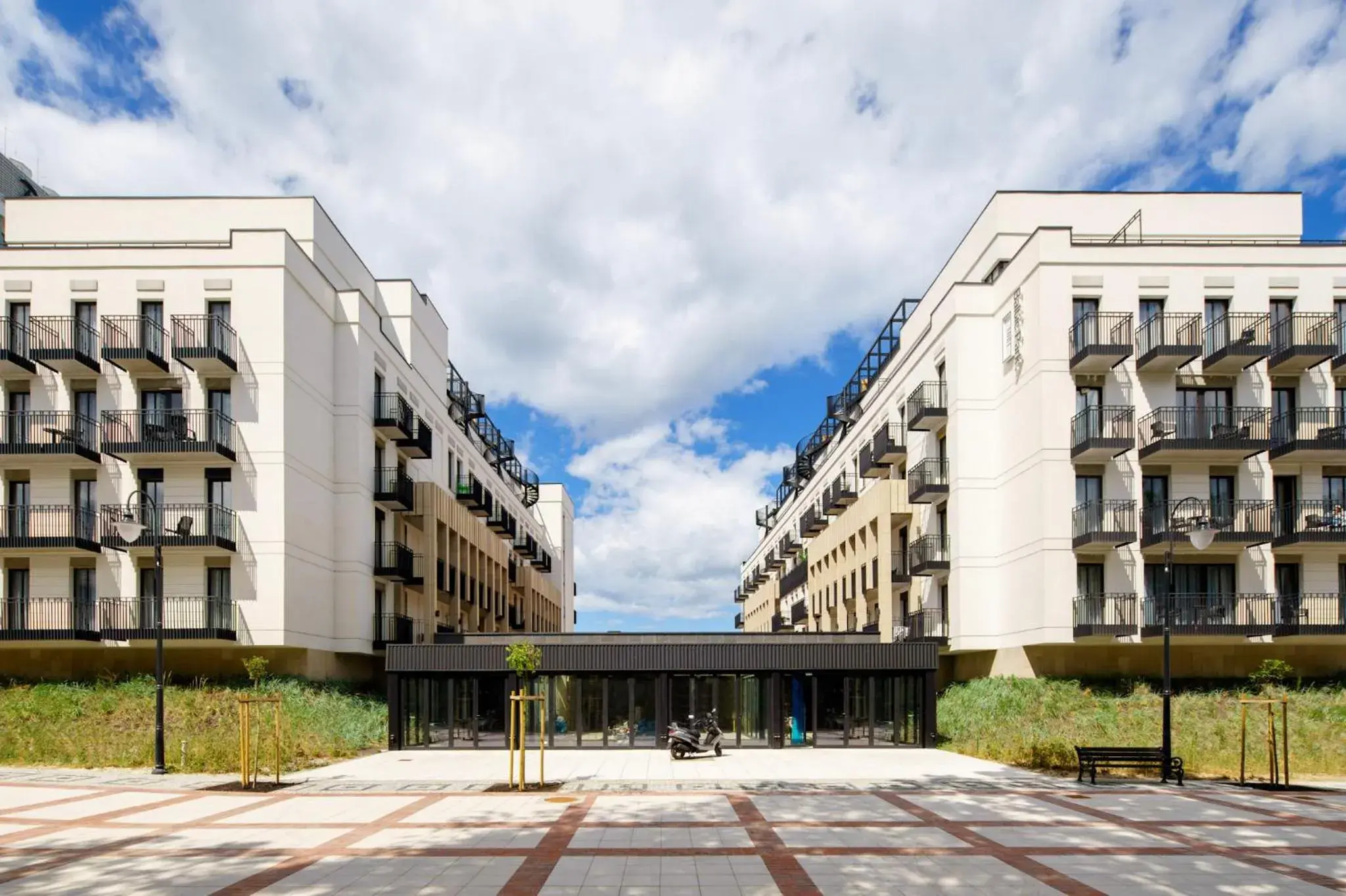Property building in Baltic Park Fort by Zdrojowa Property building in Baltic Park Fort by Zdrojowa