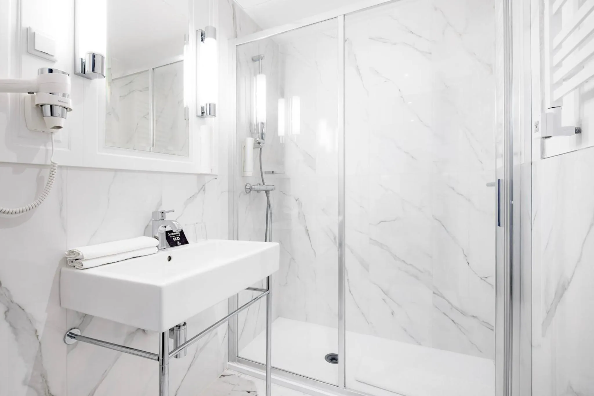 Shower in Baltic Park Fort by Zdrojowa