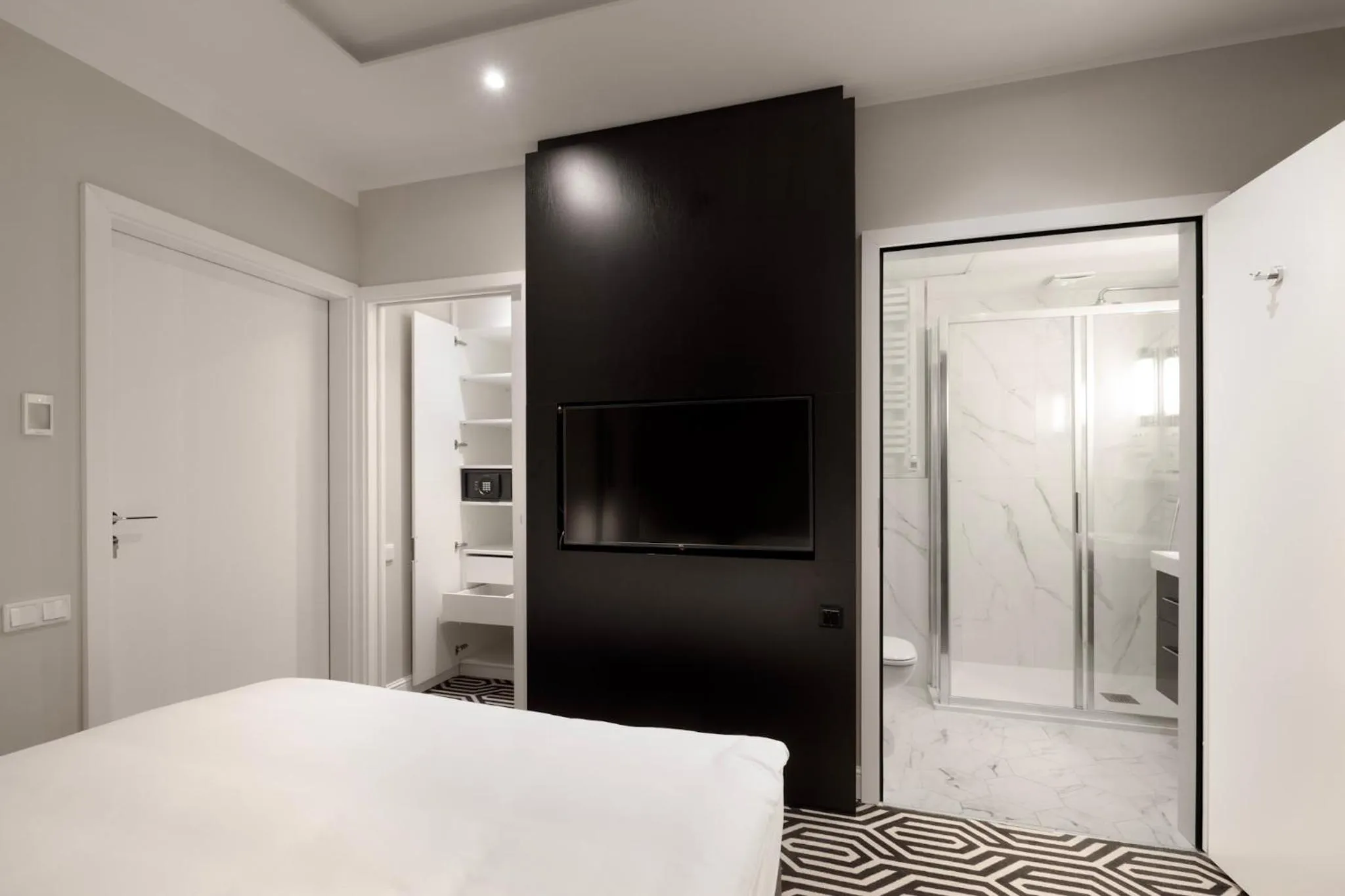 Shower, Bed in Baltic Park Fort by Zdrojowa