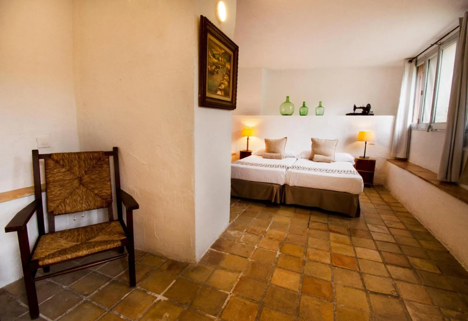 Photo of the whole room, Bed in S´Hostal d´Esporles