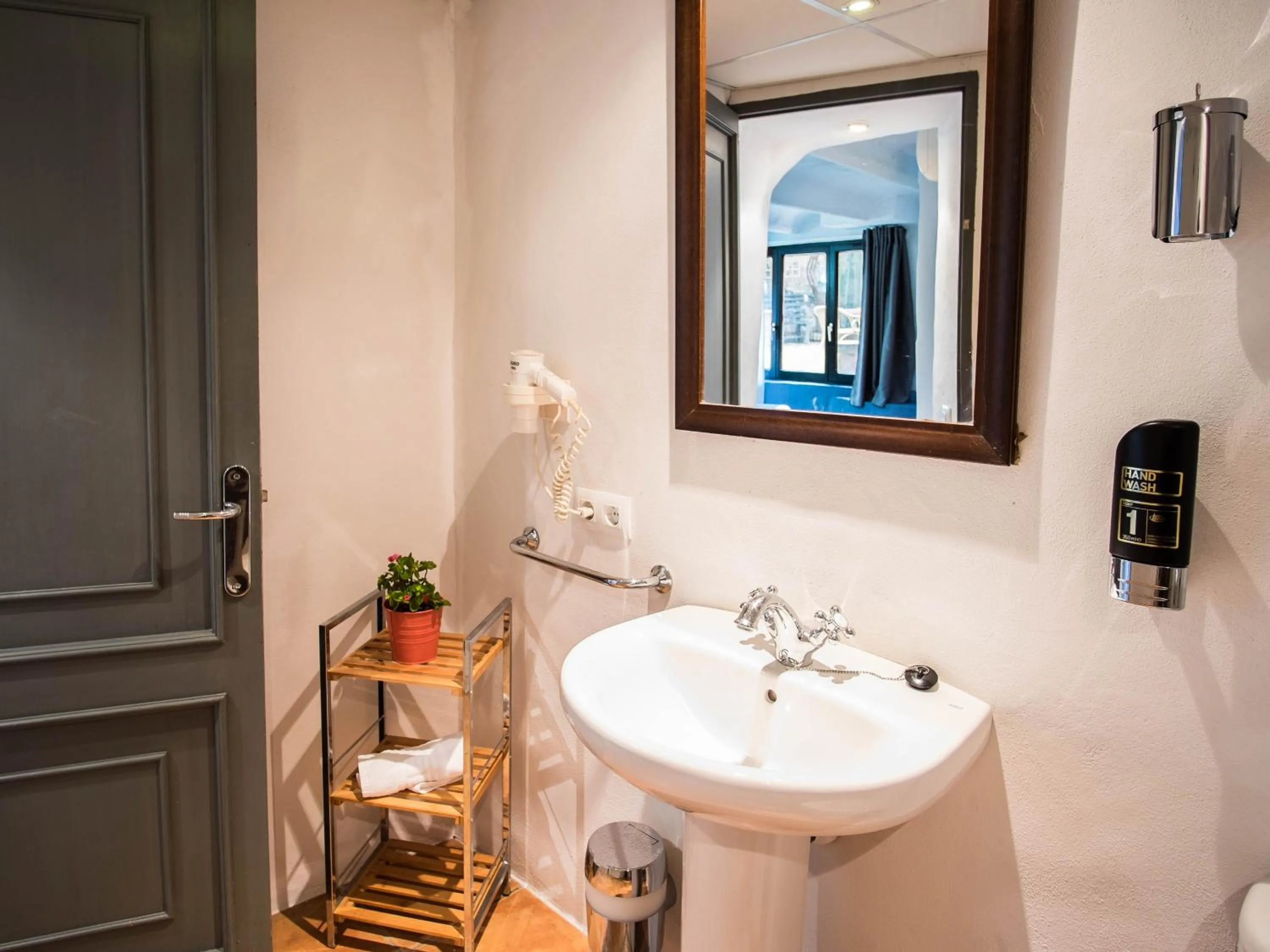 Bathroom in S´Hostal d´Esporles