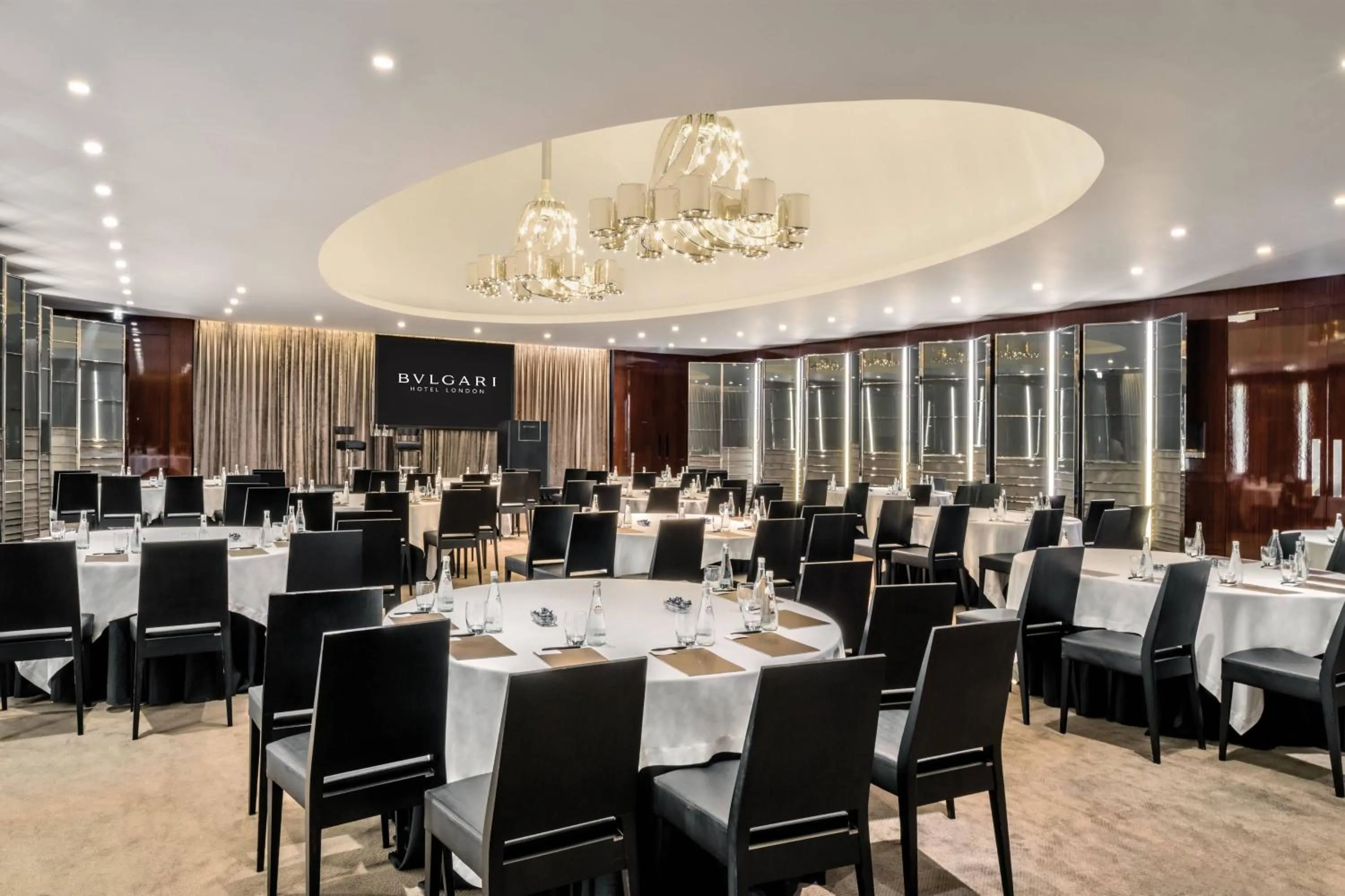 Meeting/conference room in Bvlgari Hotel London