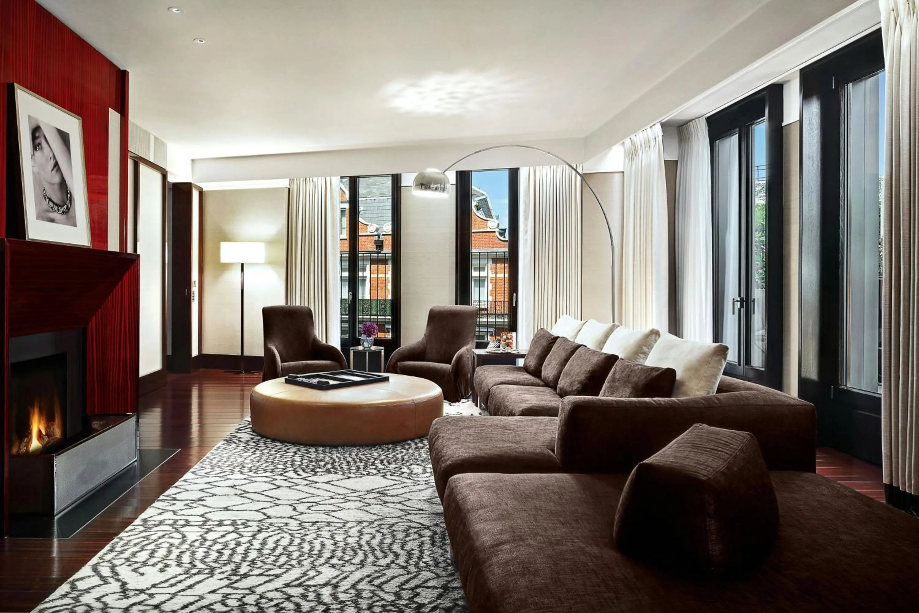 Living room in Bvlgari Hotel London