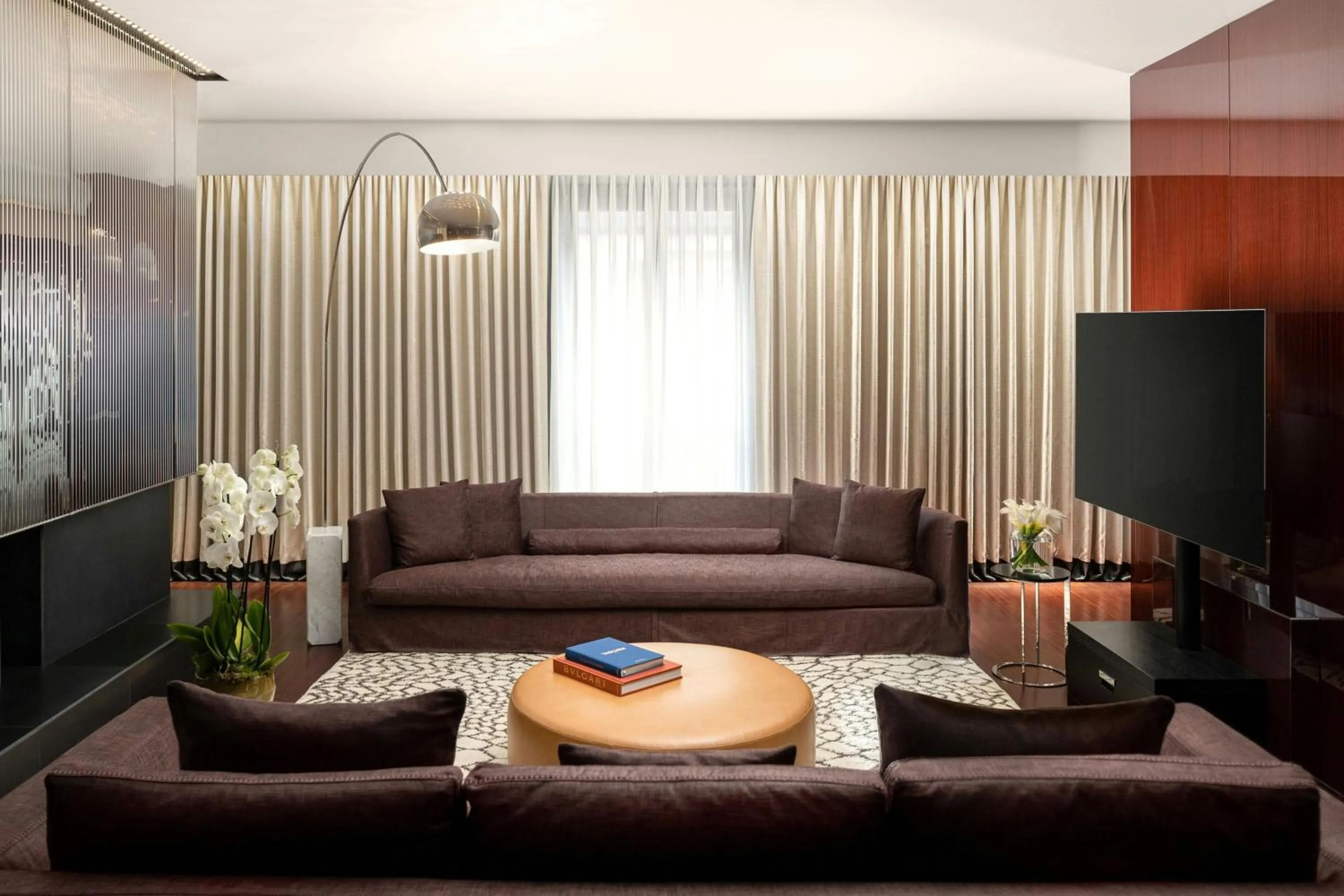 Living room in Bvlgari Hotel London