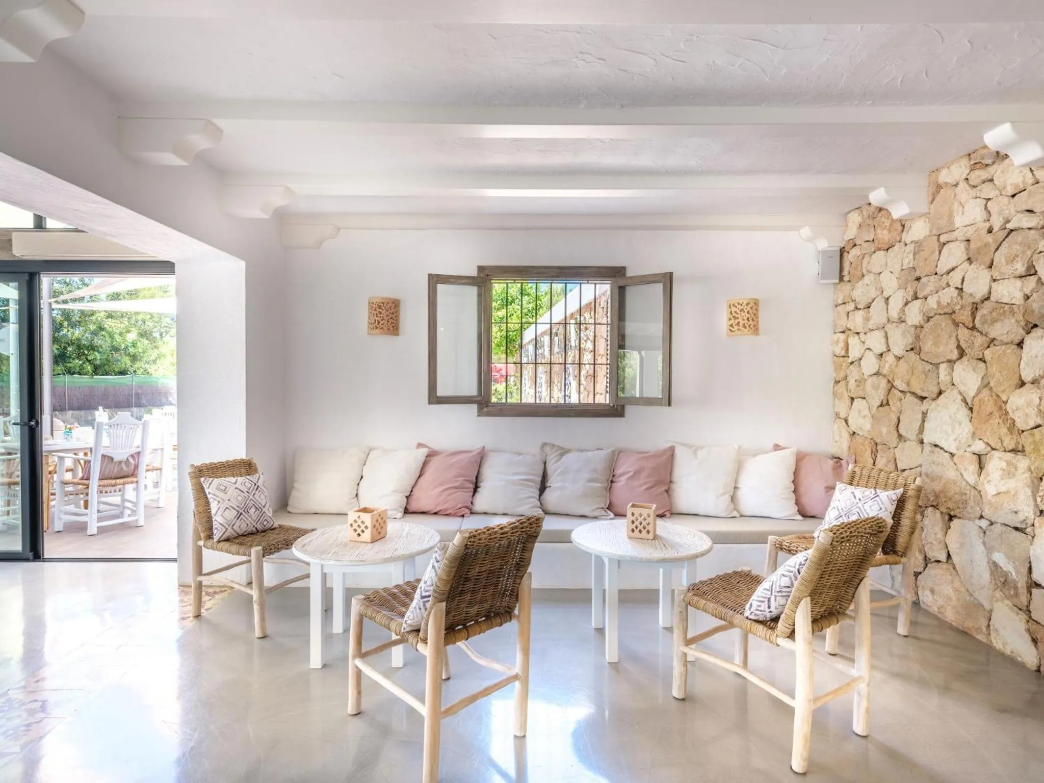 Restaurant/places to eat in Villas S'Argamassa