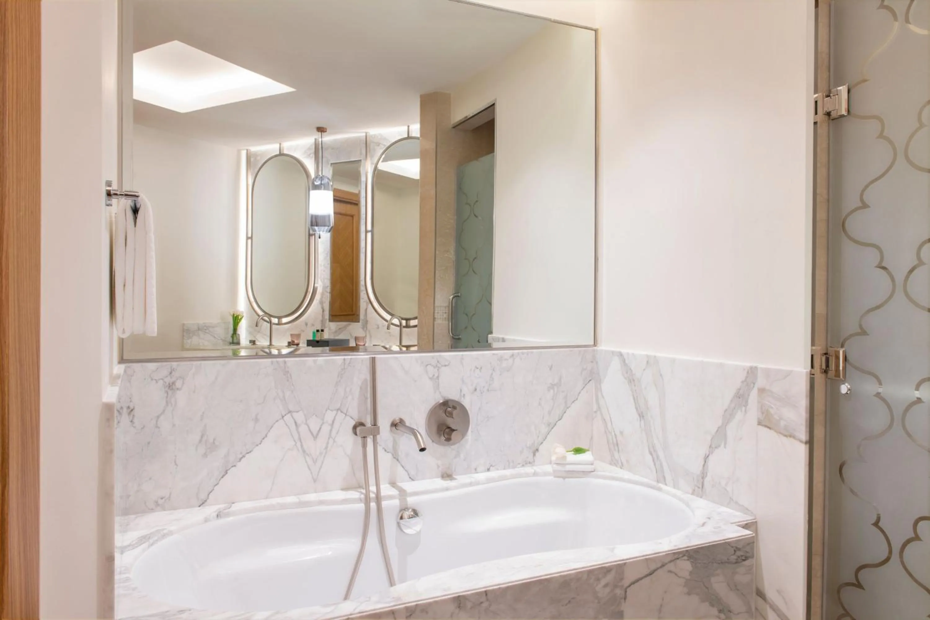 Photo of the whole room in The St. Regis Doha