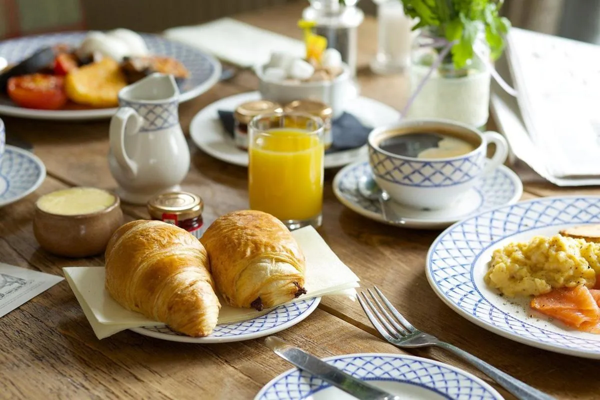 Breakfast in The Bell Inn Hotel