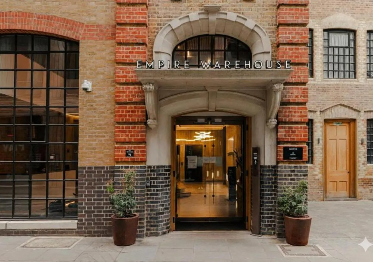 Facade/entrance in Native Bankside