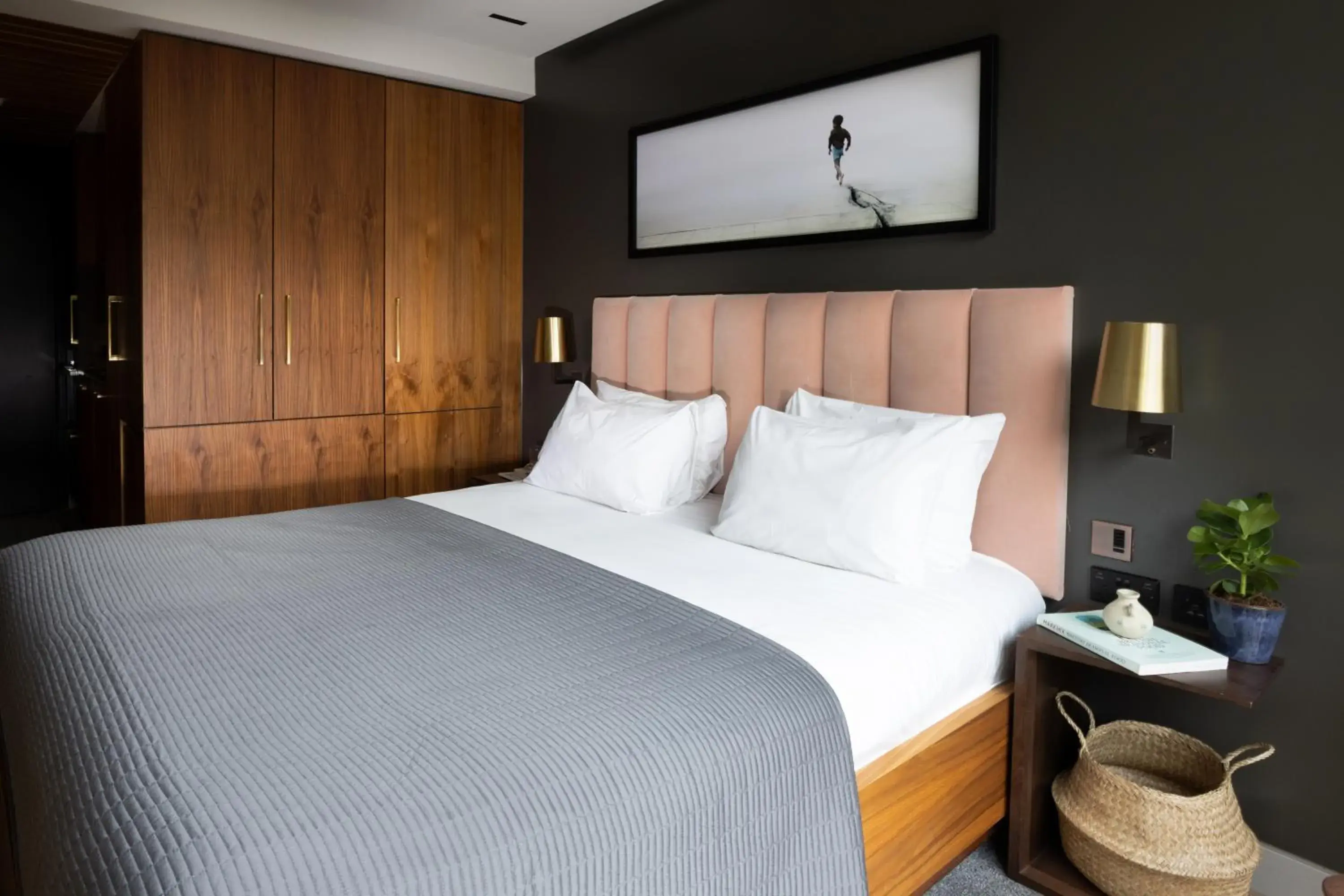 Bed in Native Bankside Bed in Native Bankside