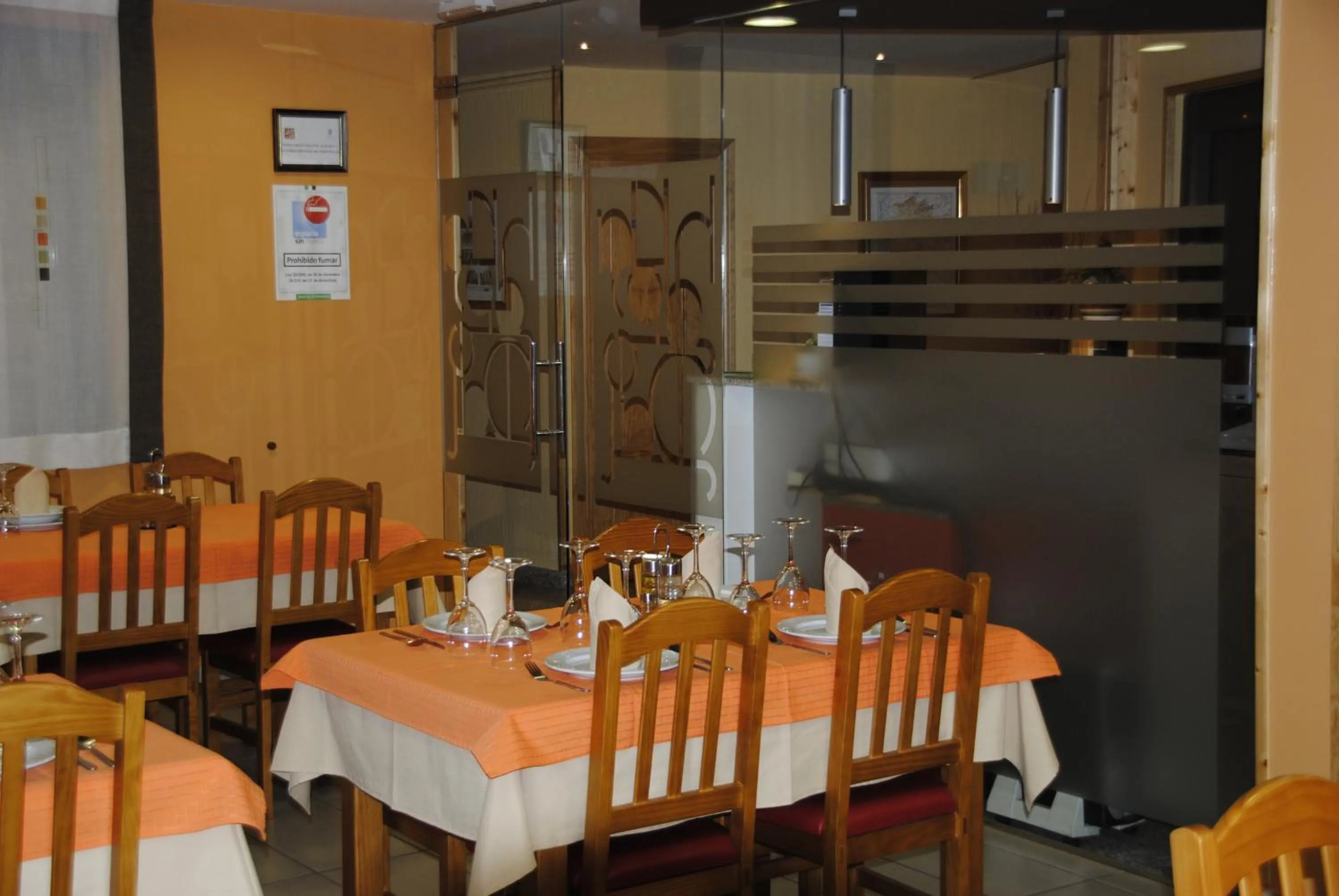 Restaurant/places to eat in Hotel Alegría