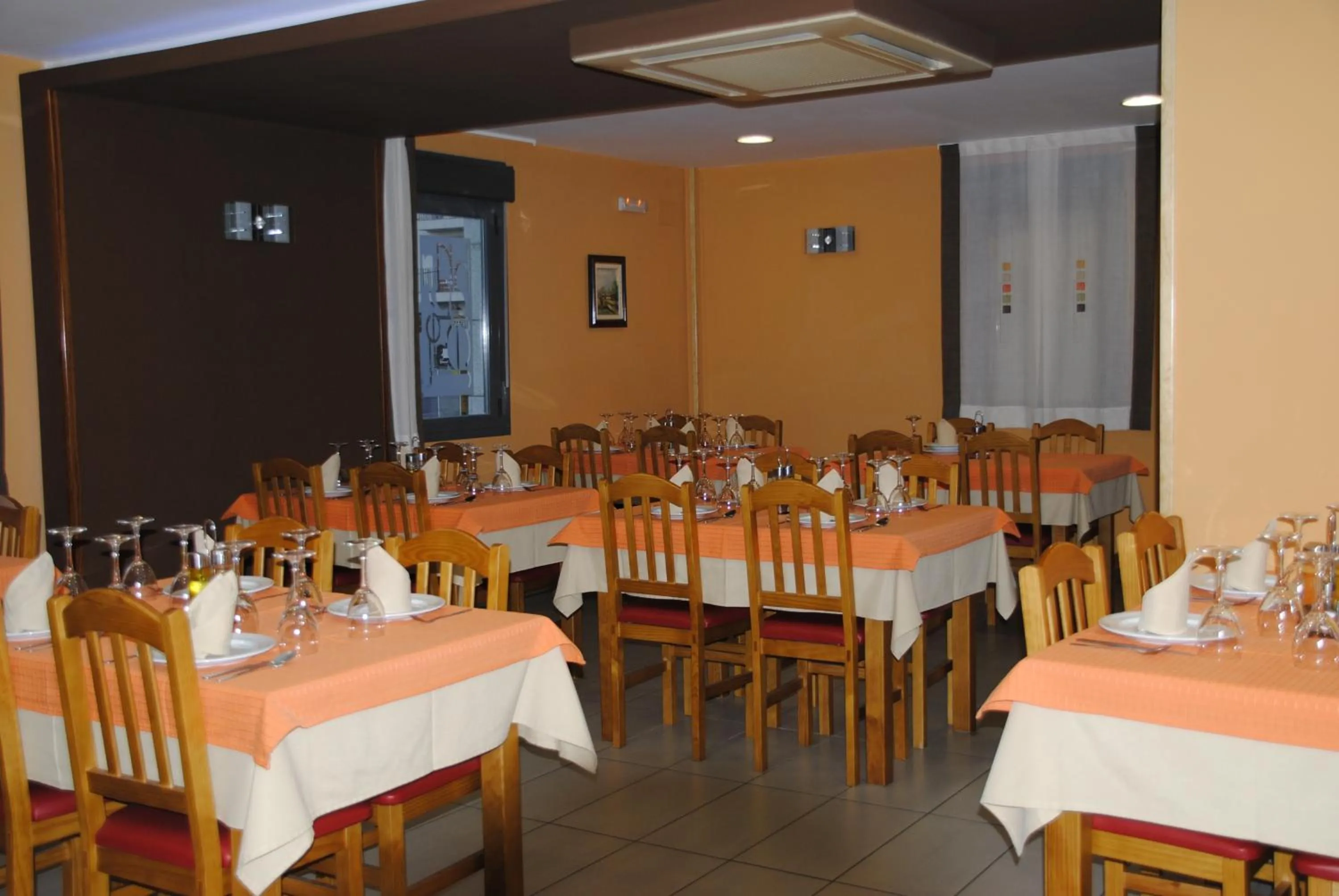 Restaurant/places to eat in Hotel Alegría