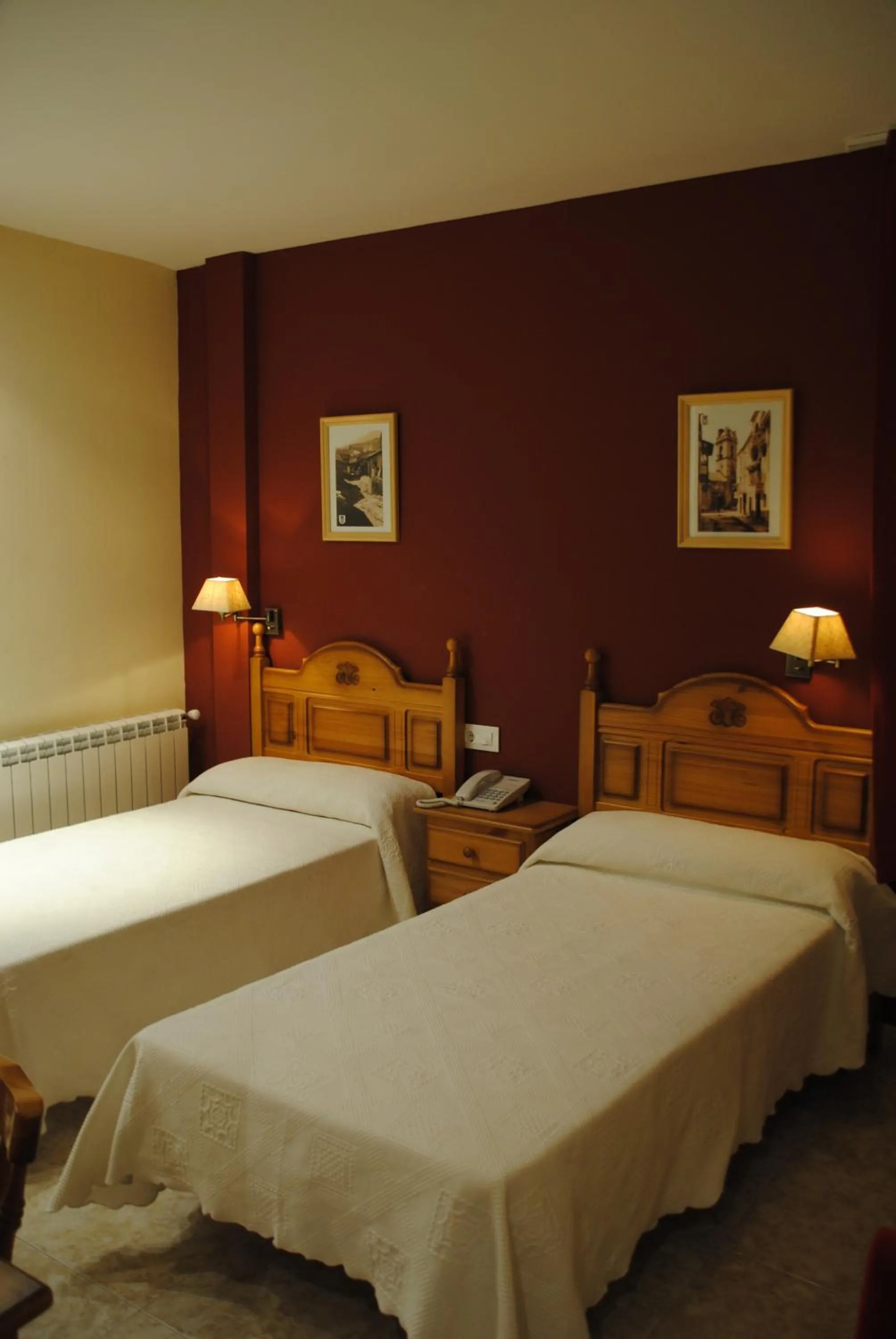 Photo of the whole room, Bed in Hotel Alegría
