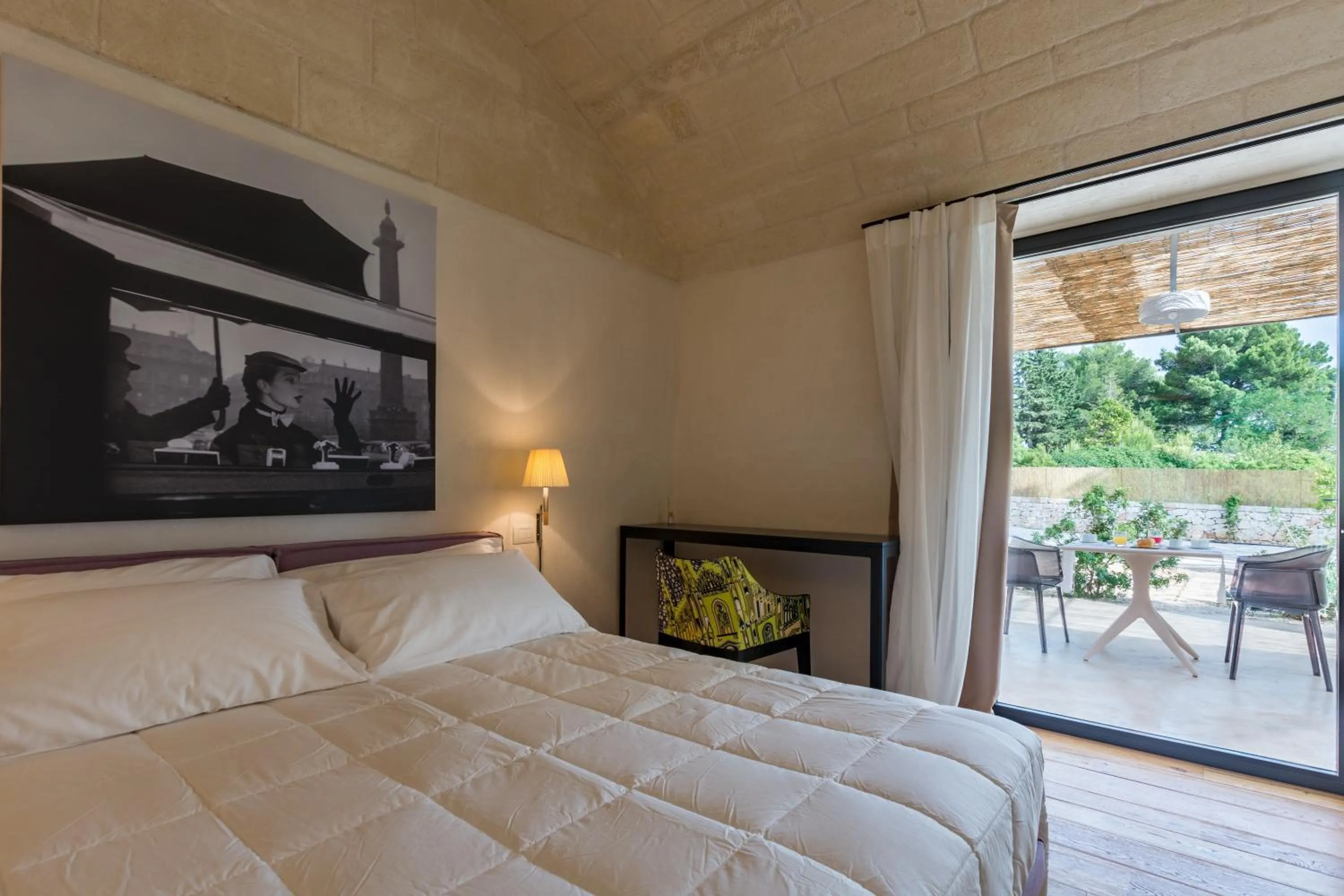 Garden view, Bed in Casale Ramunno