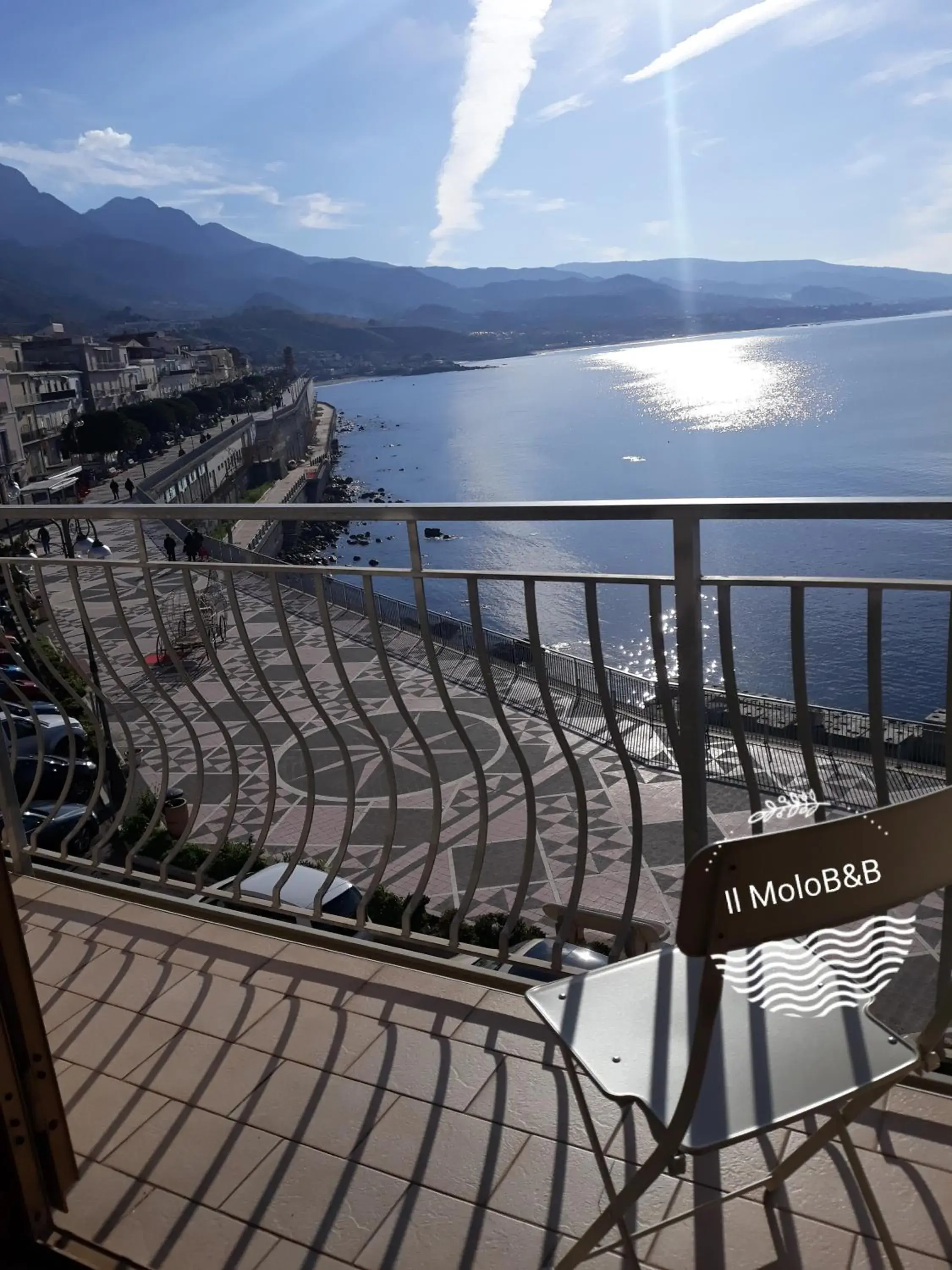 Il MOLO Camere per vacanze Il MOLO Camere per vacanze