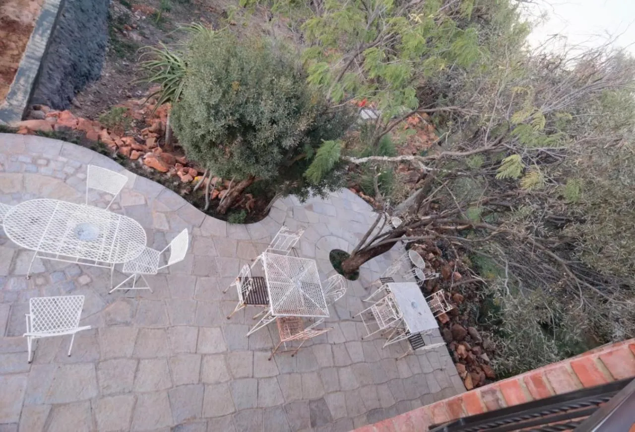 Kitchen or kitchenette in Suikerbosrant Sleep and go