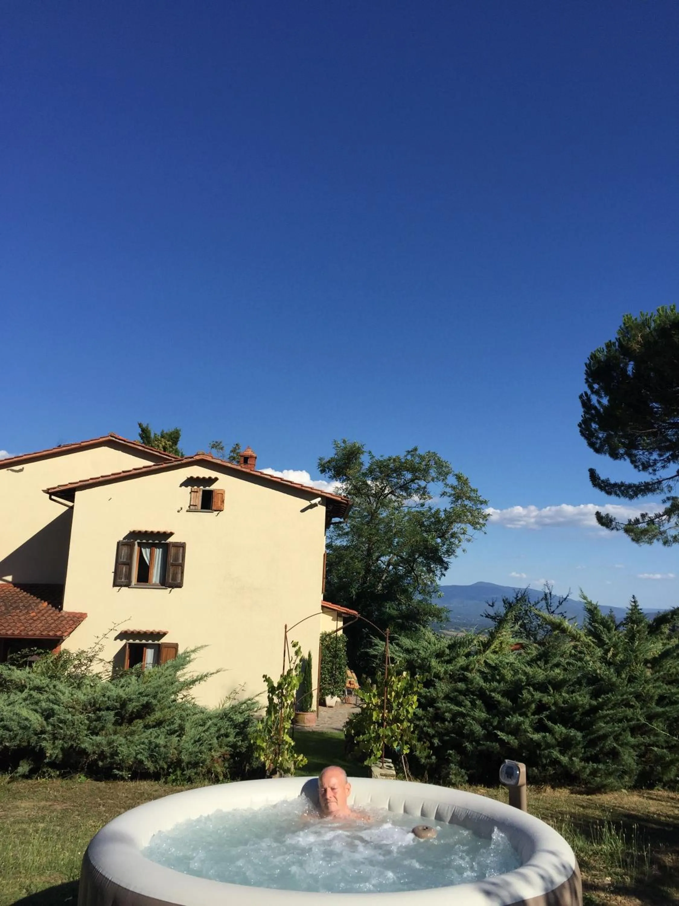 Garden in Da Ronald ... A Pian Del Papa