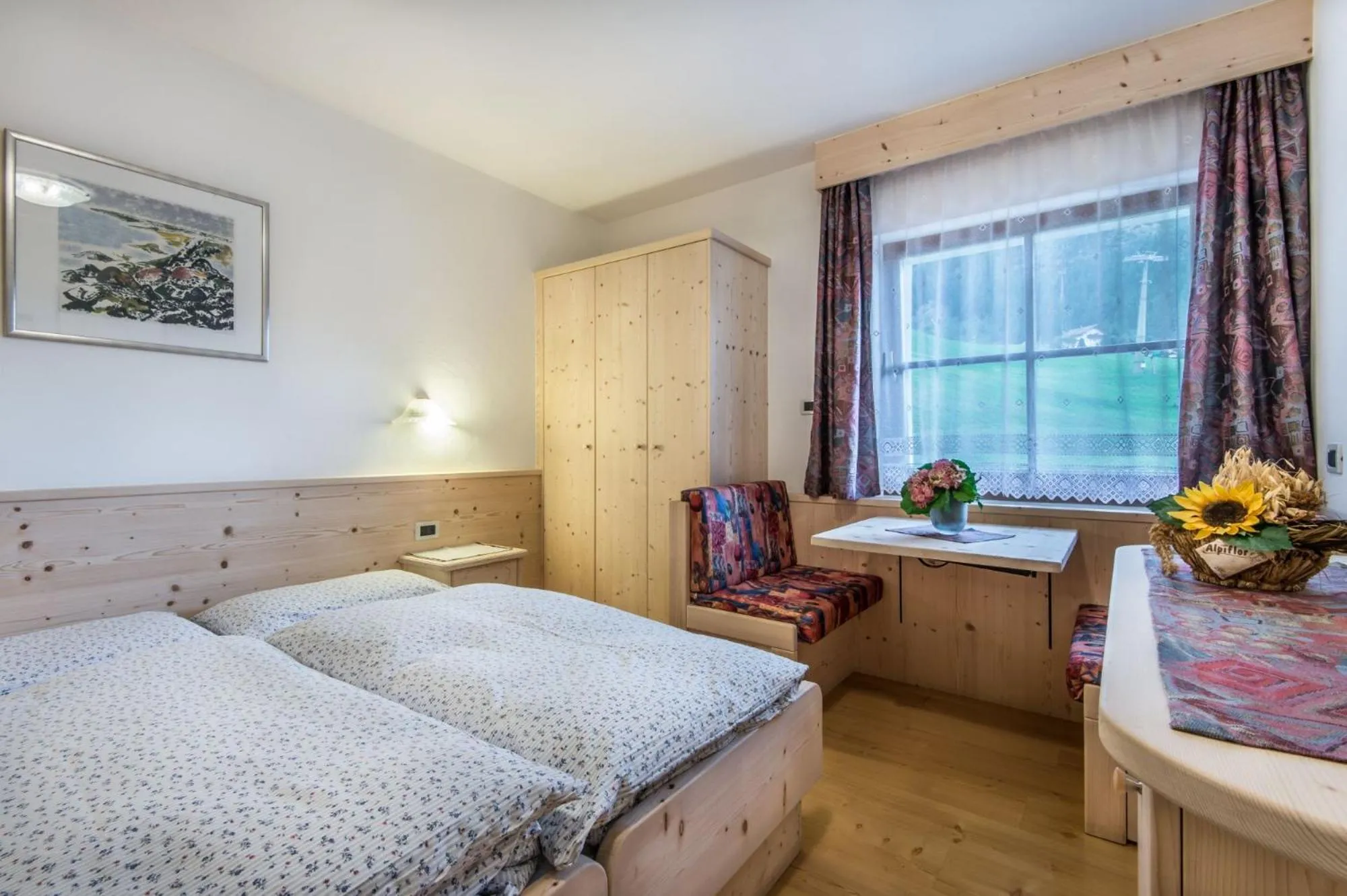 Bed in Residence Costa Burjada