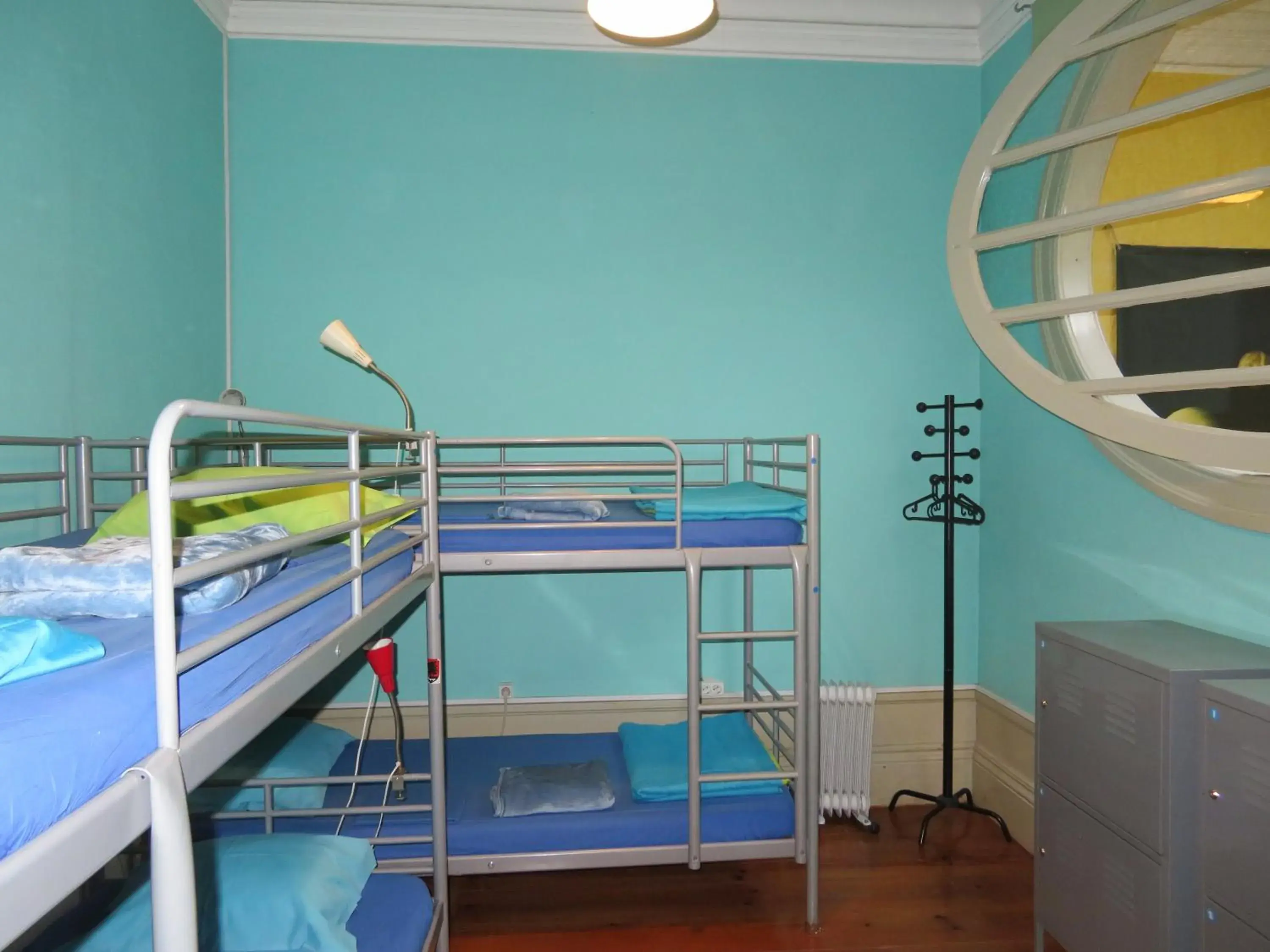 Single Bed in 4-Bed Female Dormitory Room in Oporto Sky Hostel Single Bed in 4-Bed Female Dormitory Room in Oporto Sky Hostel