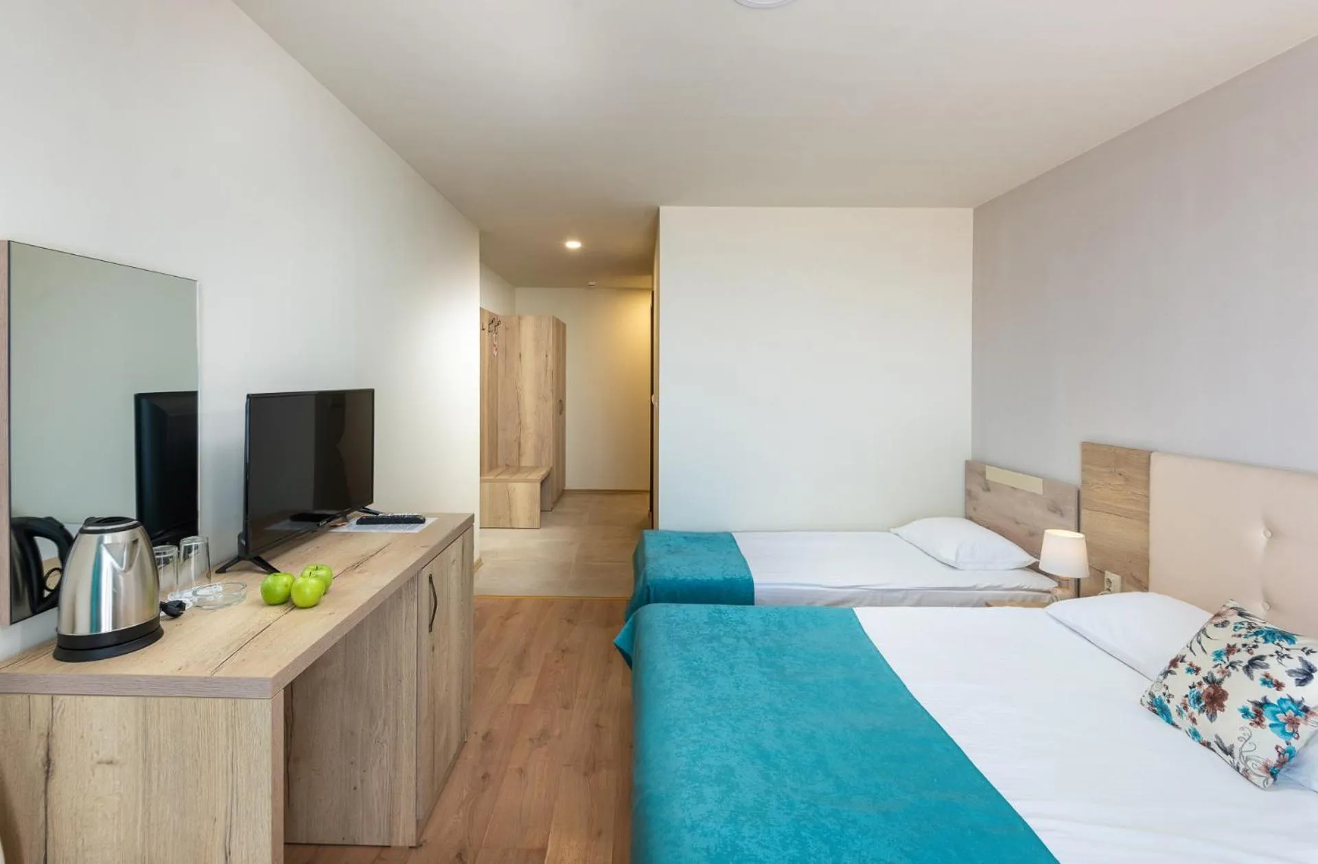 Bed in Sea View Hills