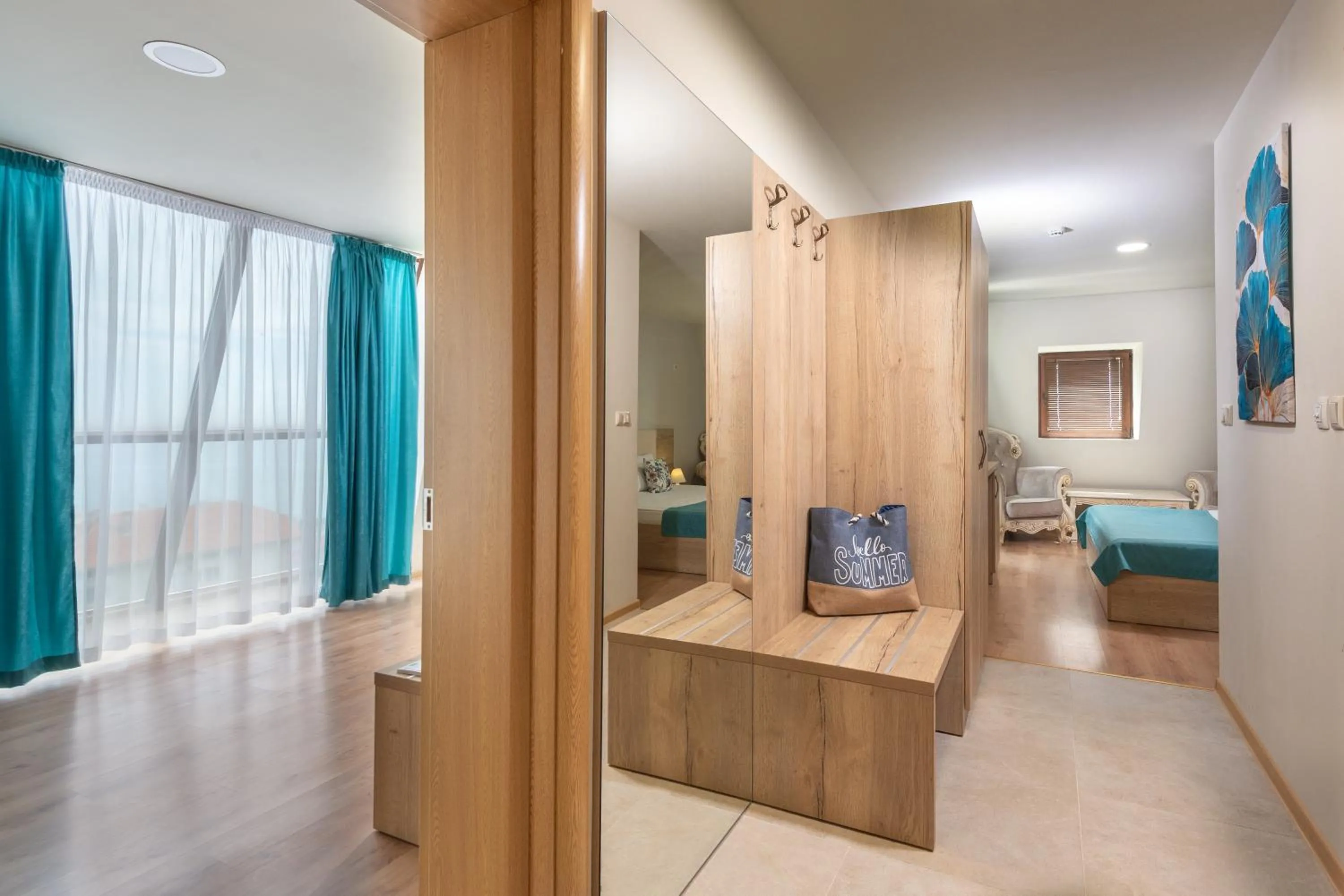Bed in Sea View Hills