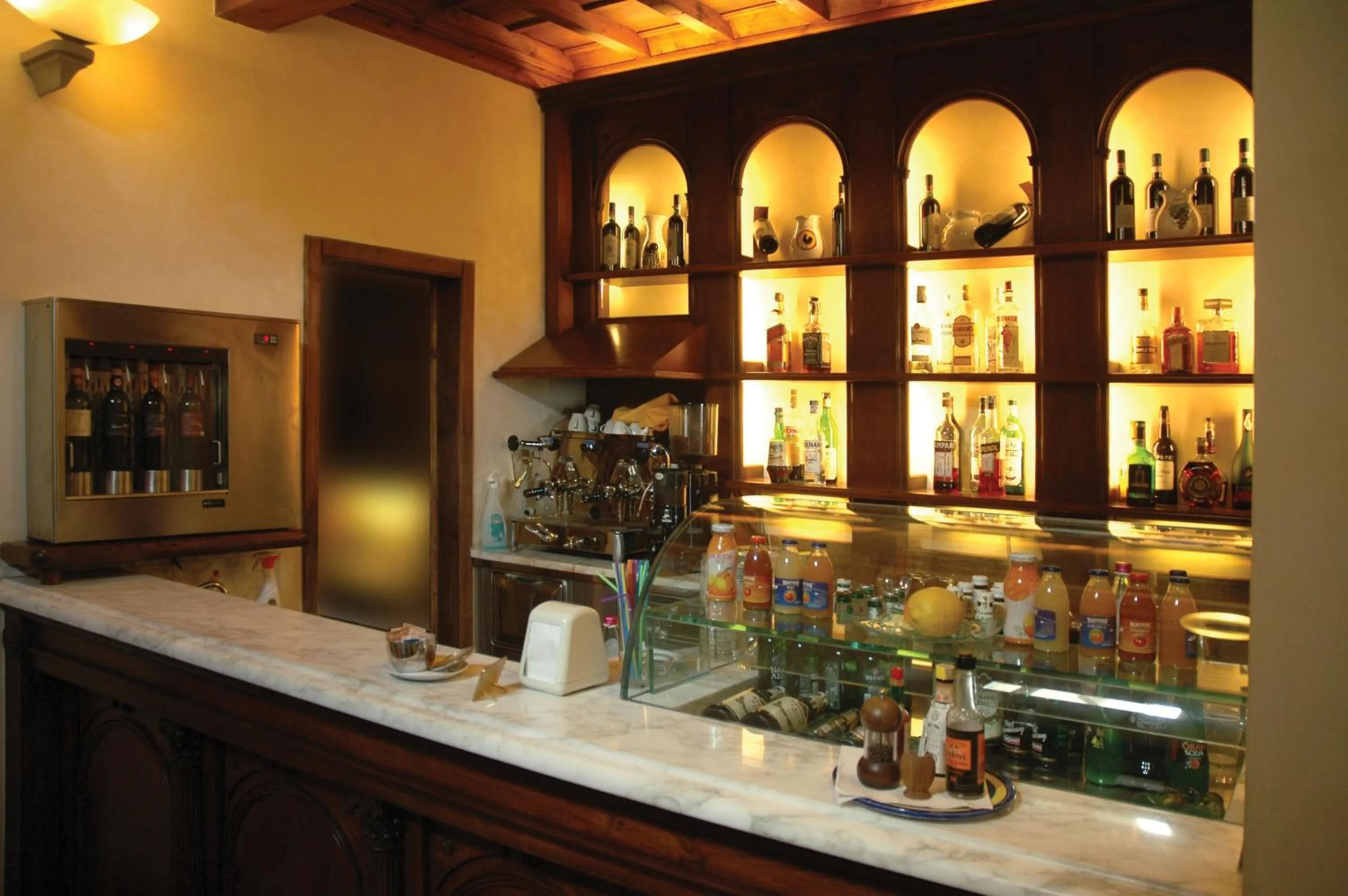 Lounge or bar in Hotel Palazzo Squarcialupi