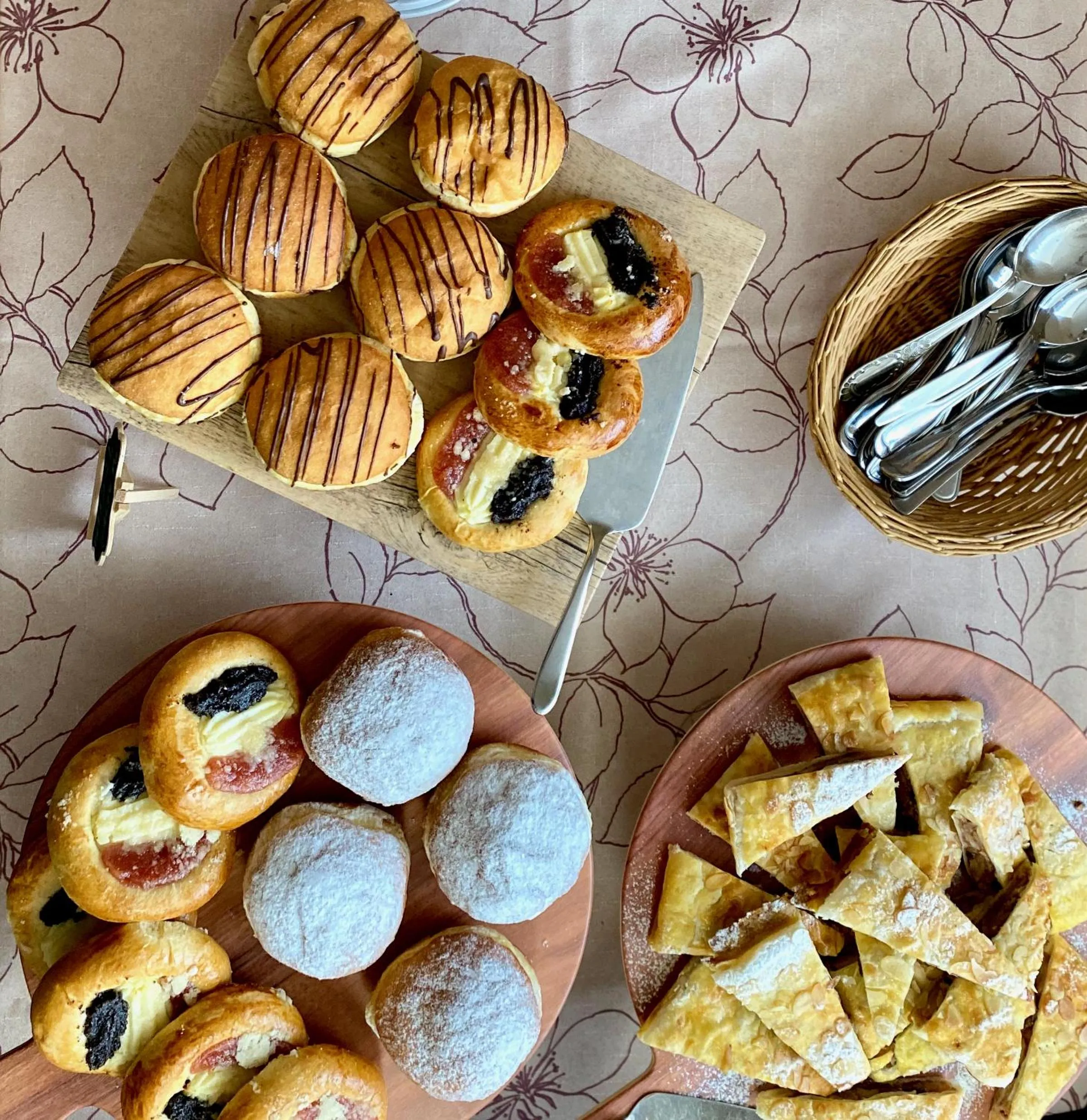 Breakfast in Hotel Rustikal