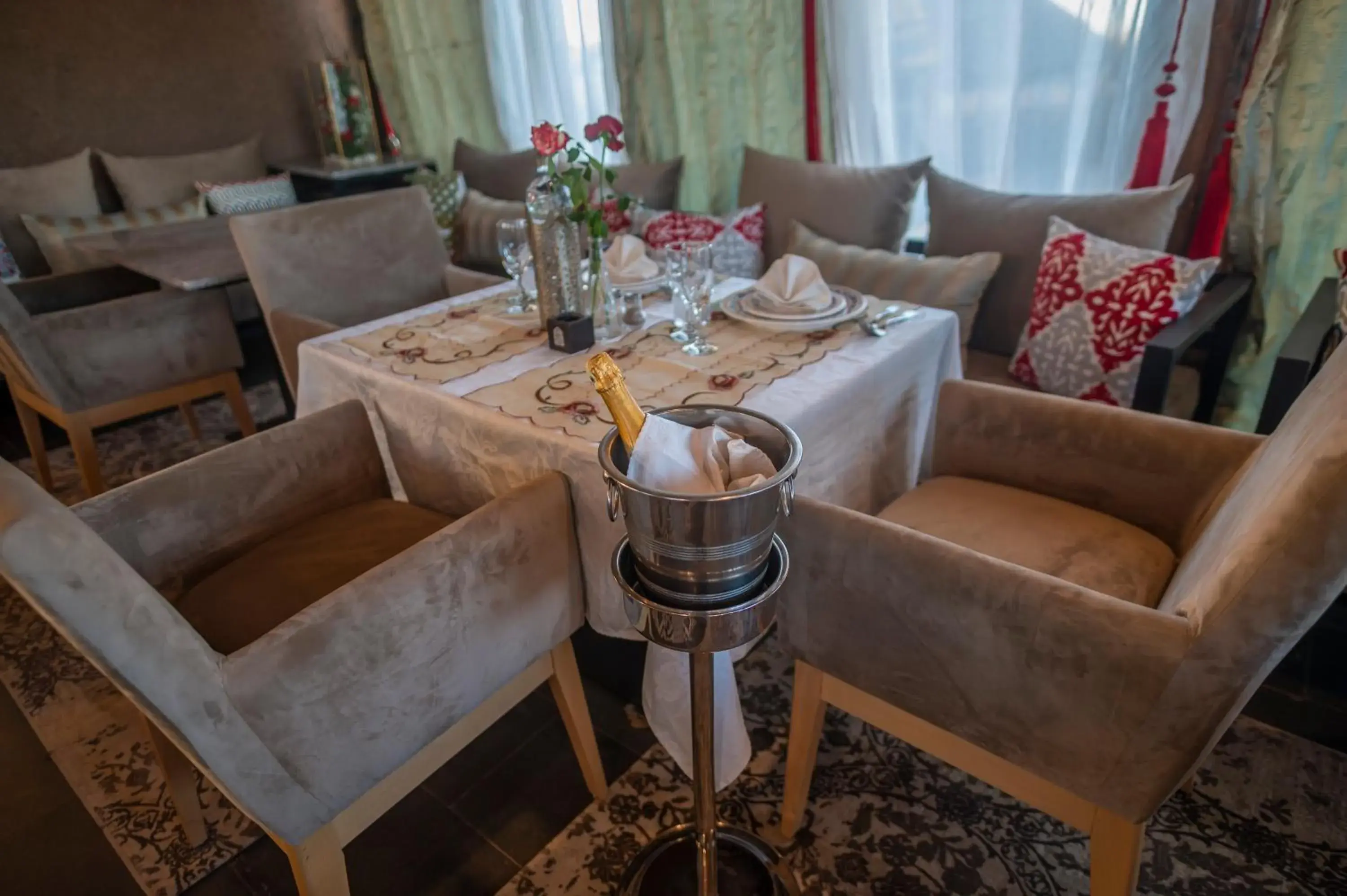 Restaurant/places to eat in Riad Les Oliviers & Spa Restaurant/places to eat in Riad Les Oliviers & Spa