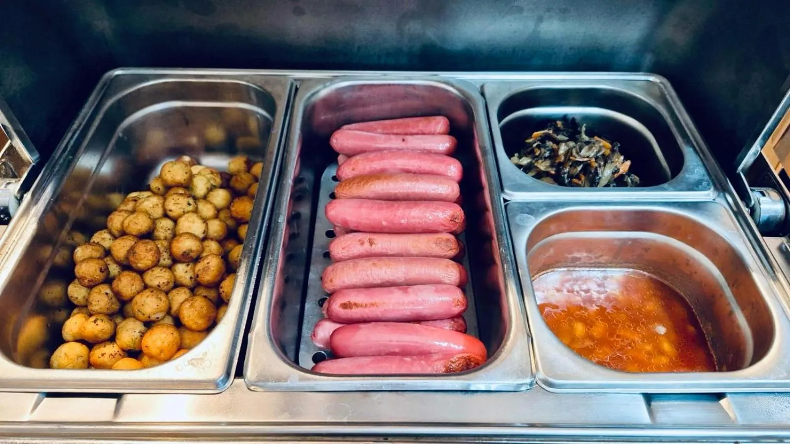 Restaurant/places to eat in Chagala Hotel Uralsk