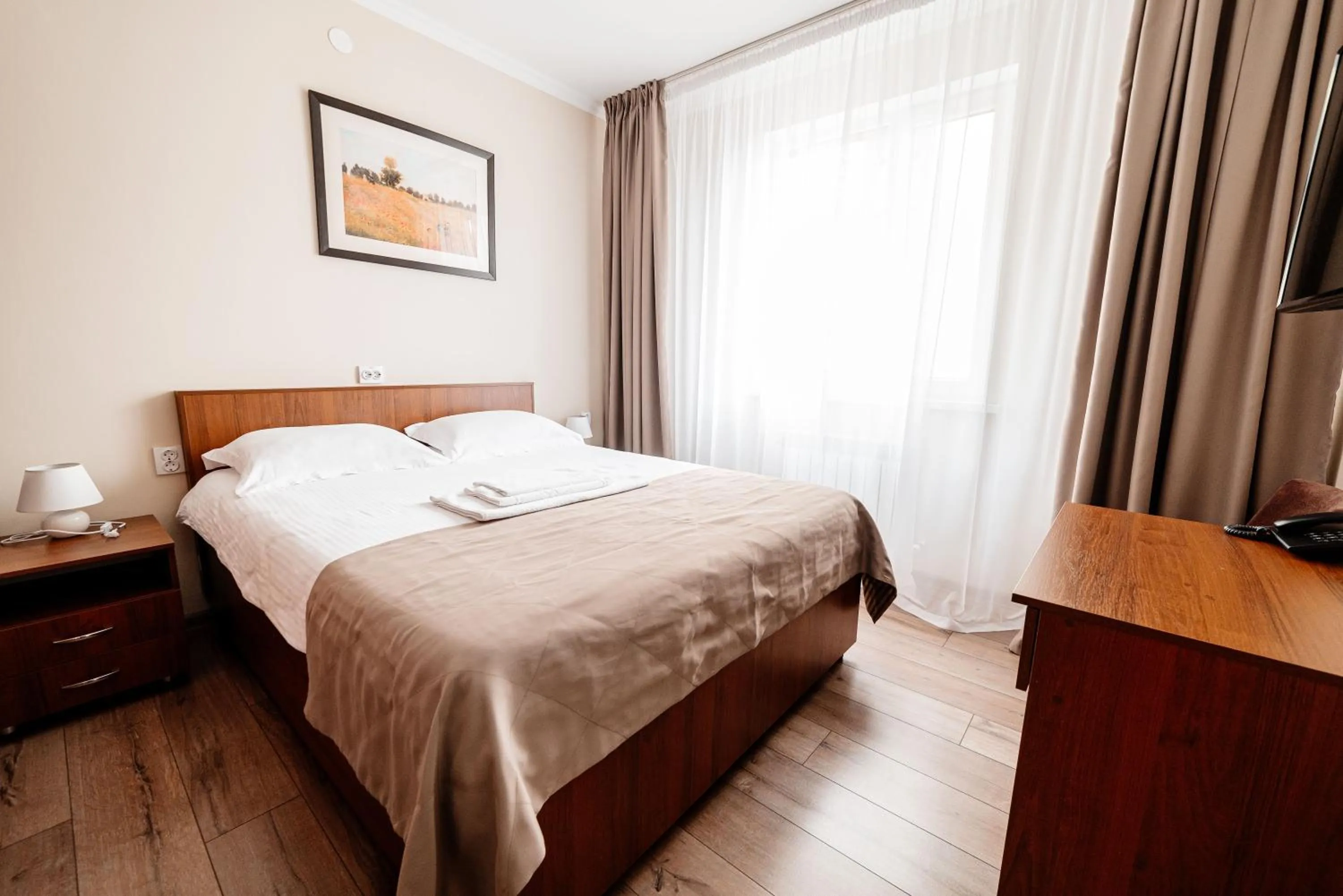 Bedroom, Bed in Chagala Hotel Uralsk