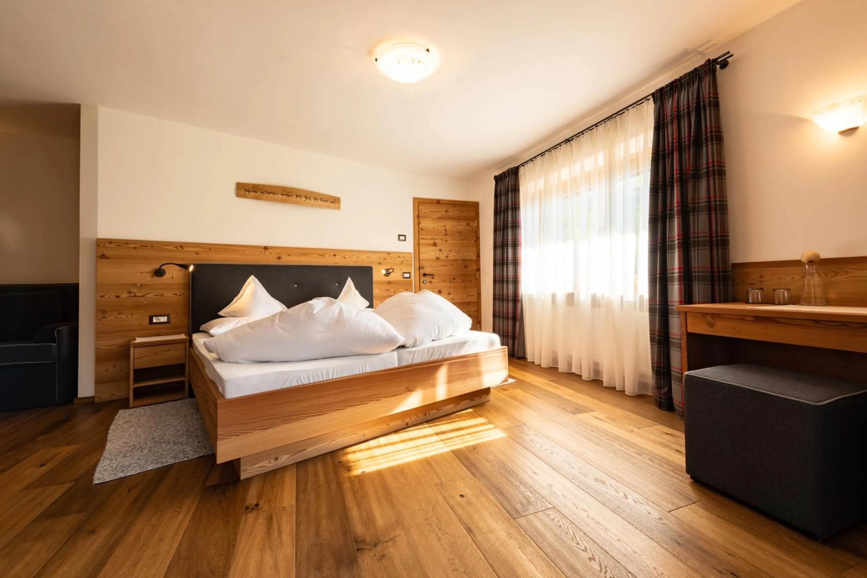 Bed in Garni Hotel Geier