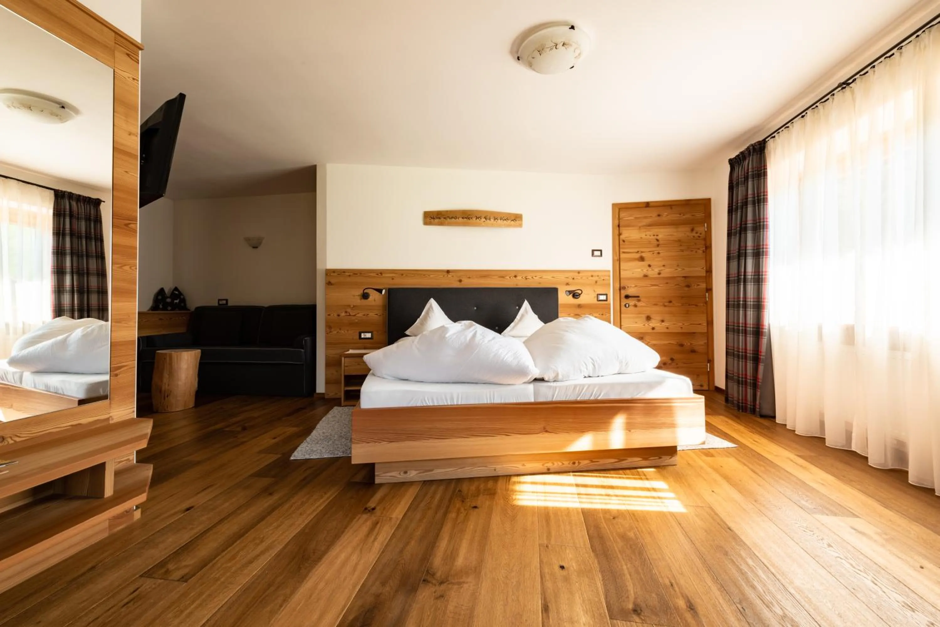 Bed in Garni Hotel Geier