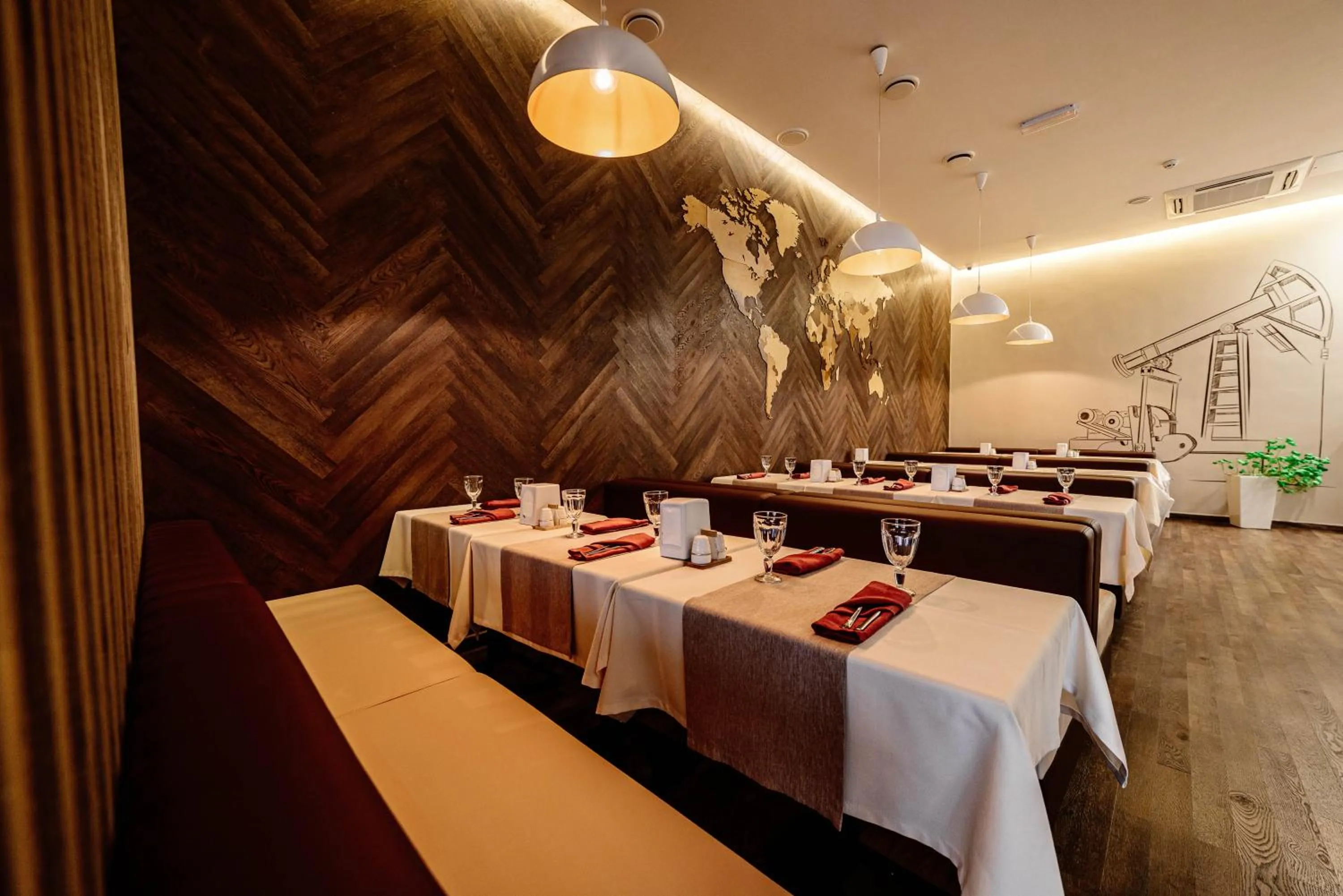 Restaurant/places to eat in Chagala Hotel Aksai