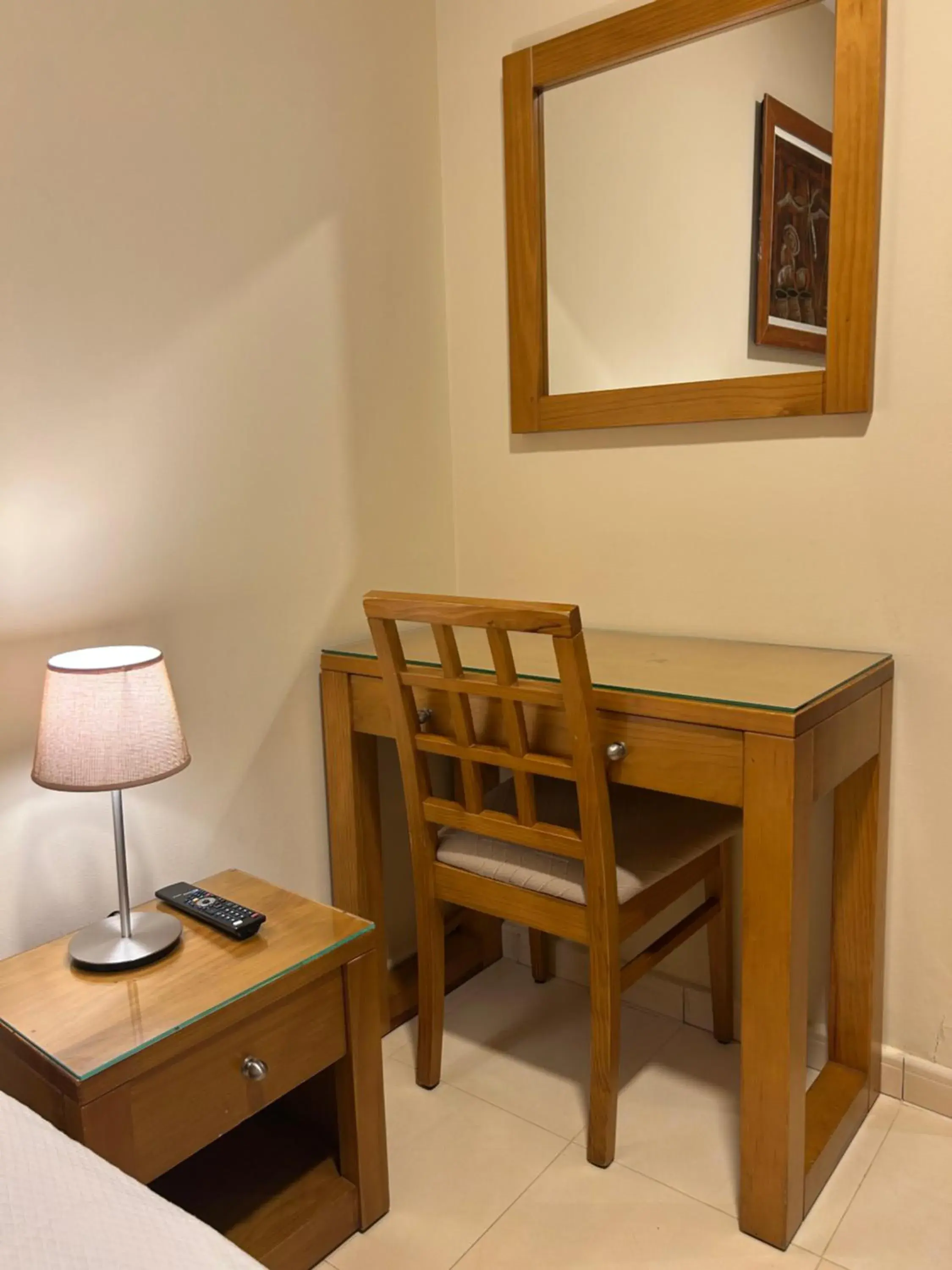 Double Room with Private Bathroom in Hostal Aeropuerto Double Room with Private Bathroom in Hostal Aeropuerto