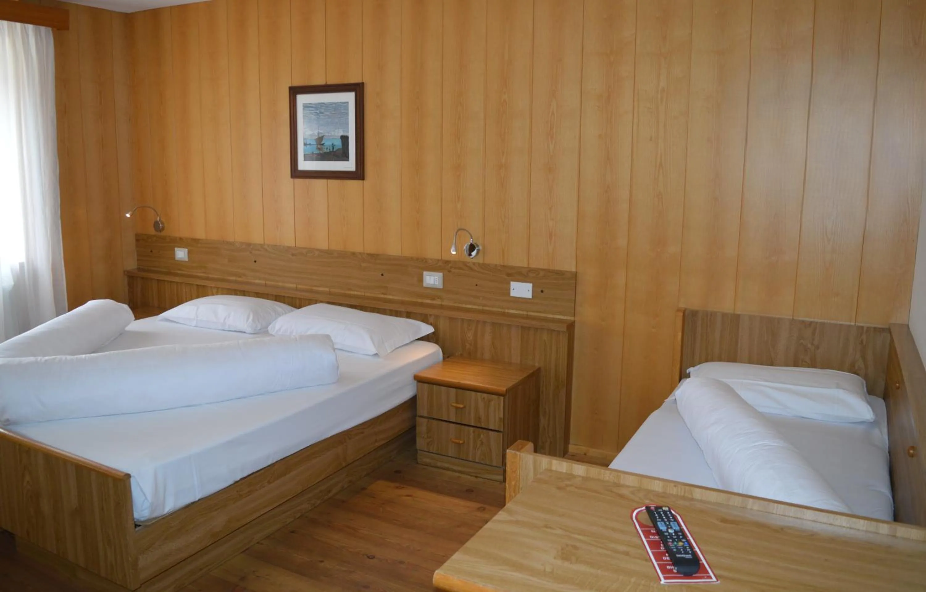 Bedroom, Bed in Hotel Stella Alpina