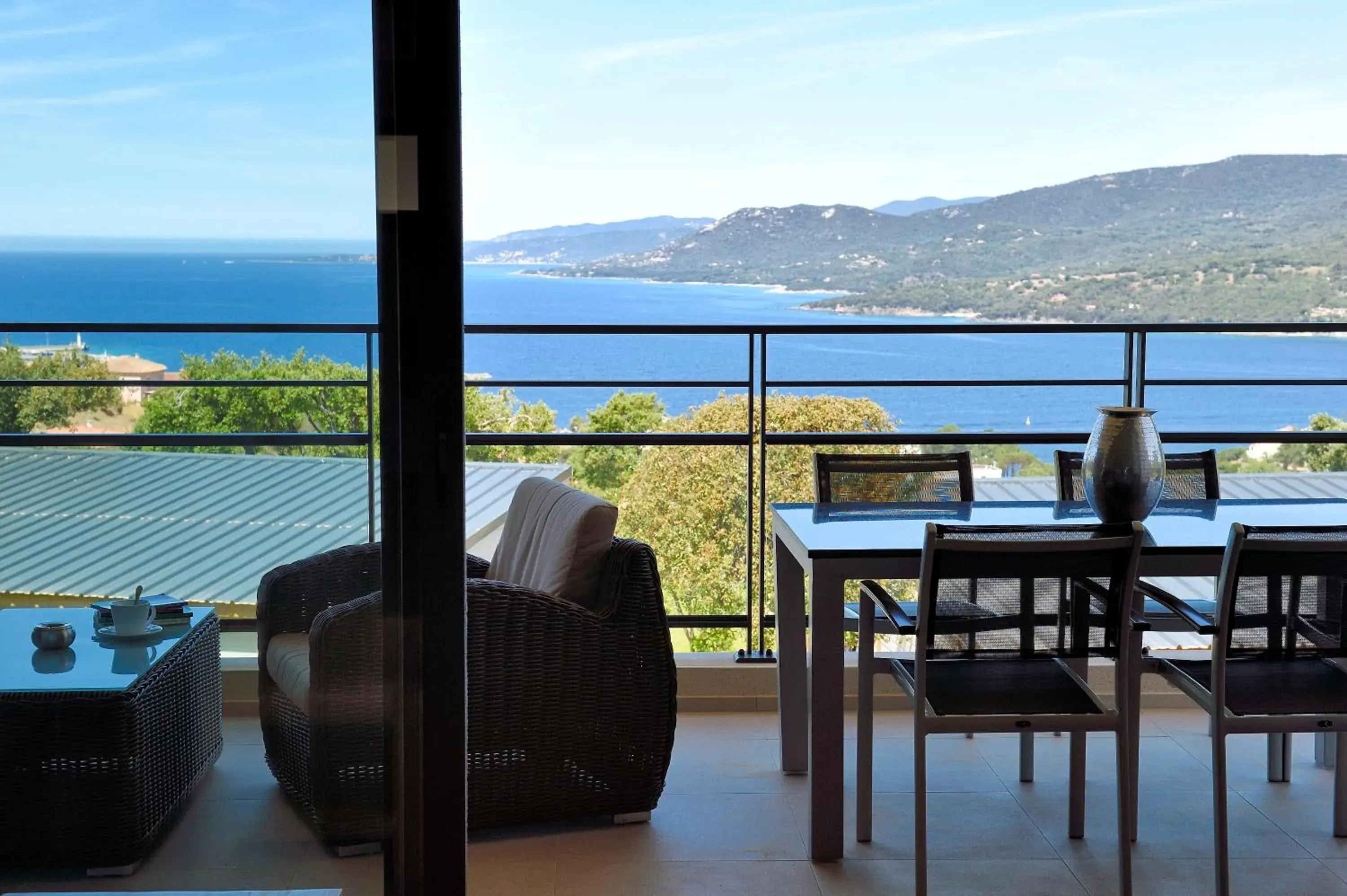 One-Bedroom Suite with Sea View in Résidence & Hôtel Aria Marina One-Bedroom Suite with Sea View in Résidence & Hôtel Aria Marina