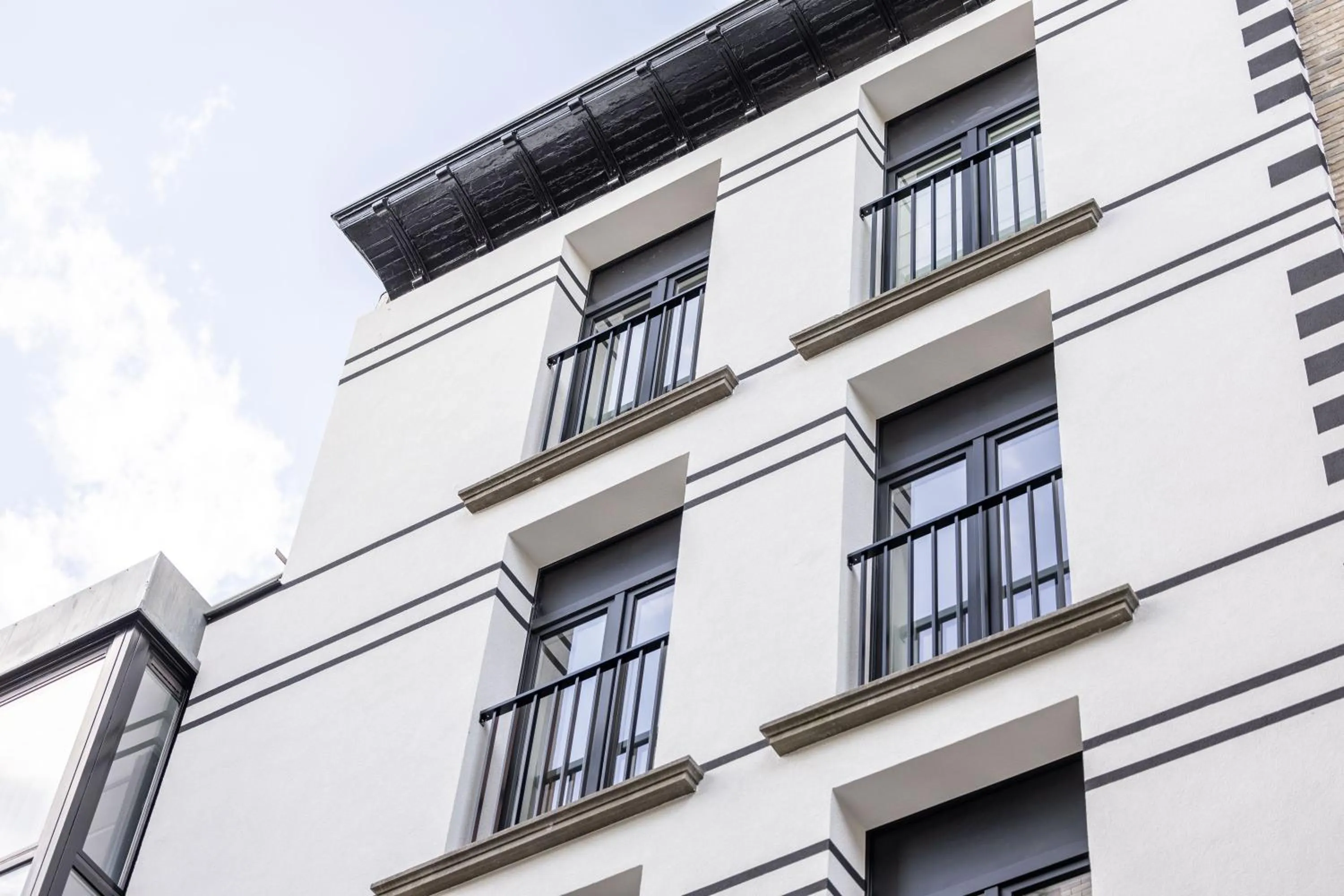 Property building in Hotel José