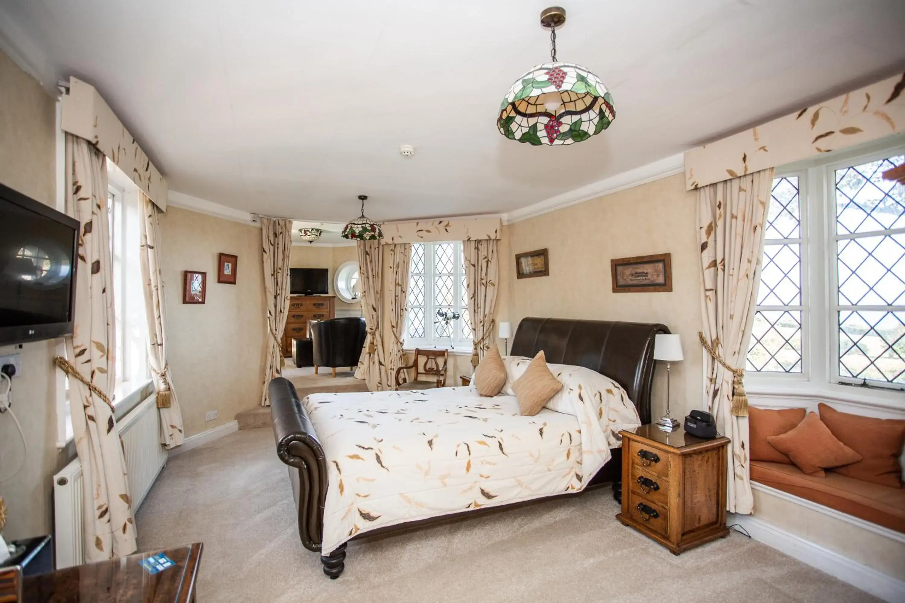 Bedroom, Bed in Sea Marge Hotel Bedroom, Bed in Sea Marge Hotel