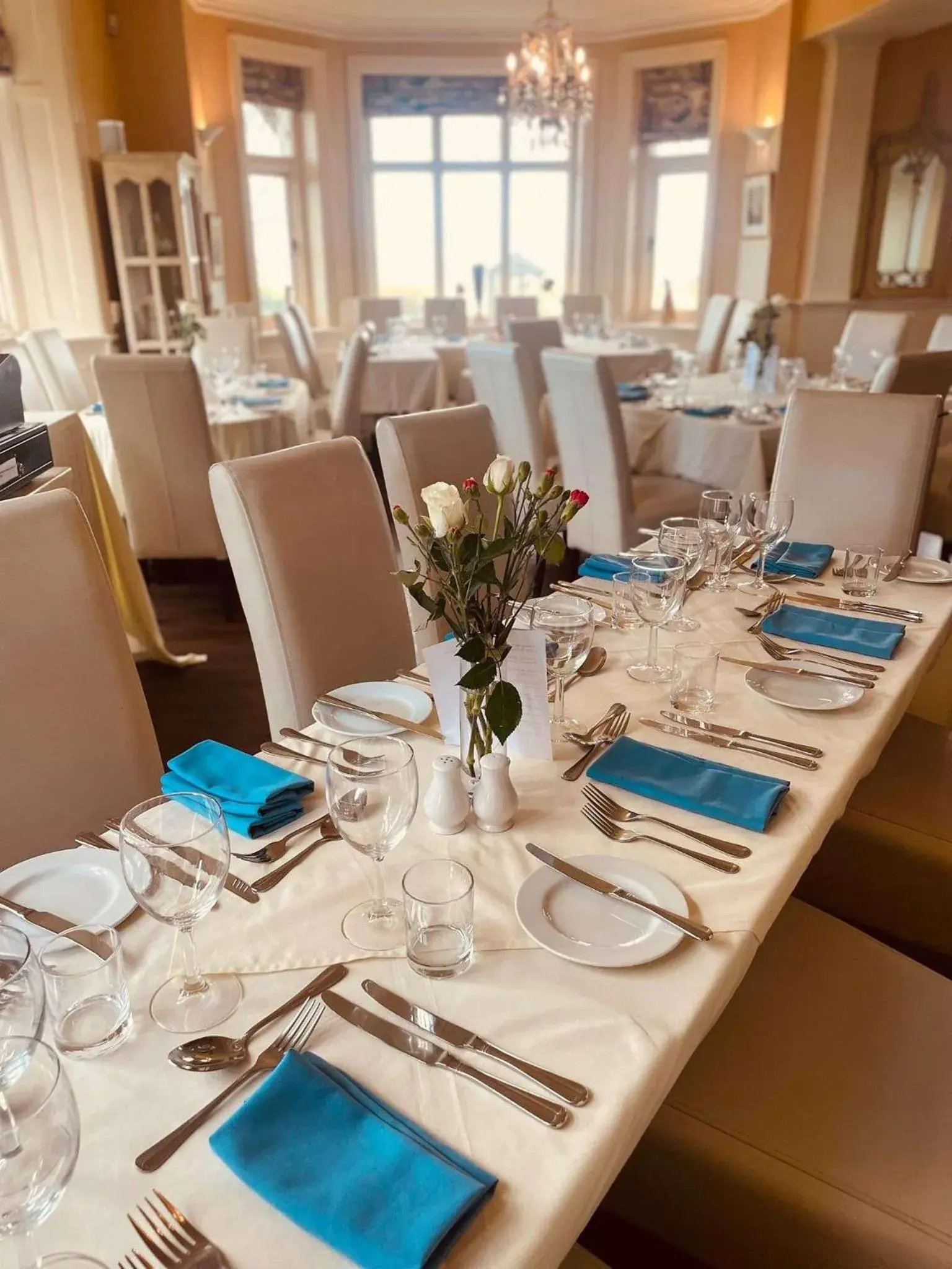 Restaurant/places to eat in Sea Marge Hotel Restaurant/places to eat in Sea Marge Hotel